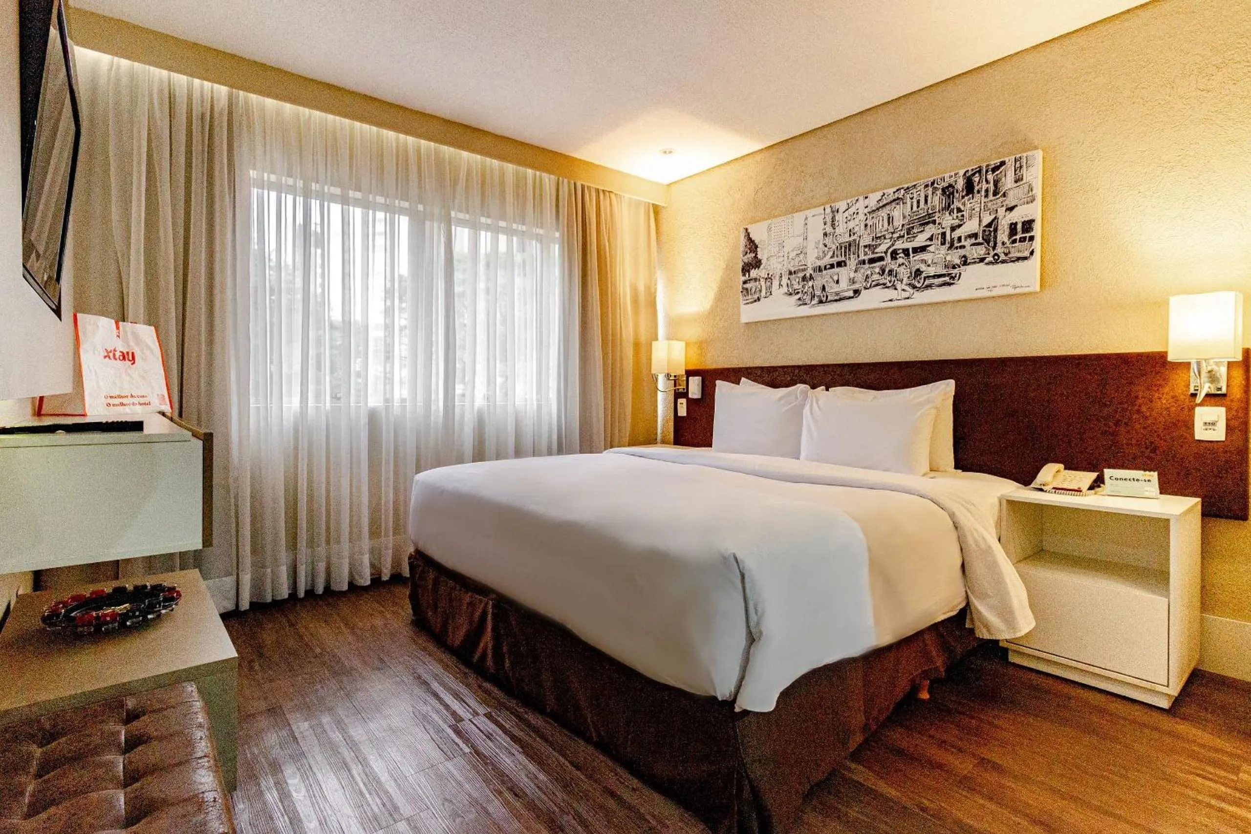 Bedroom, Bed in Xtay São Paulo Berrini - Apartamentos completos a 7min do metrô Berrini