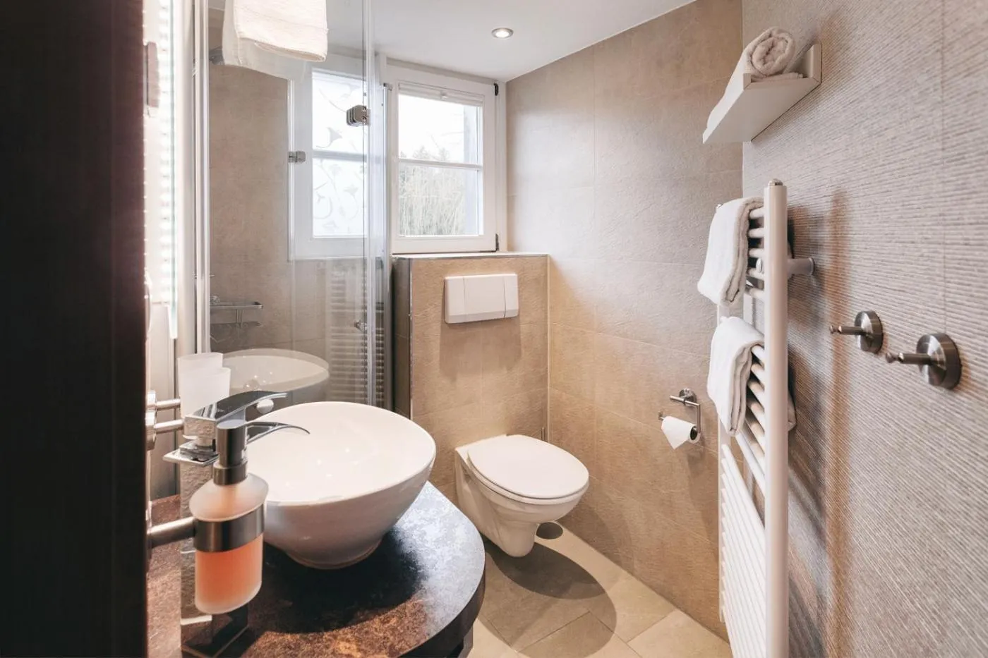 Bathroom in Laasenhof