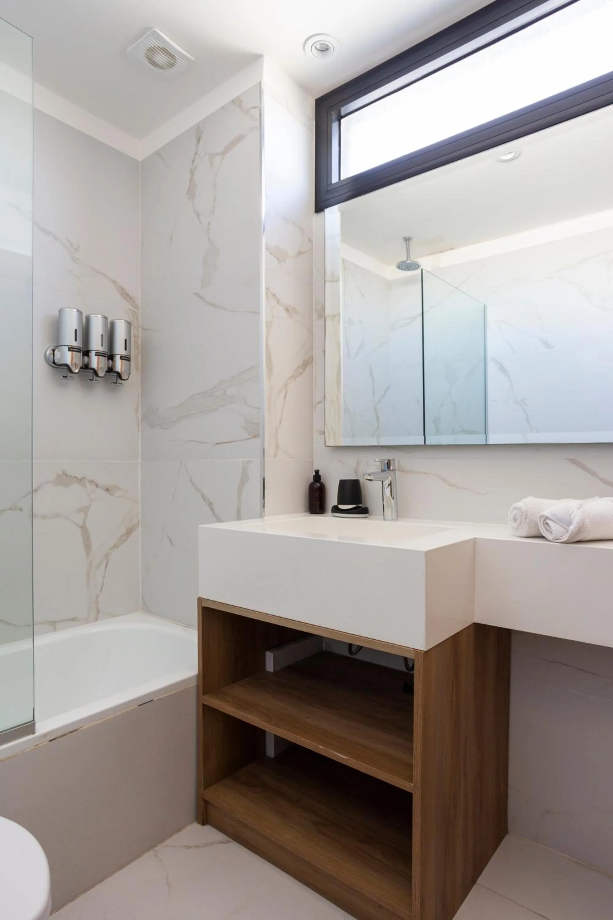 Shower in Live Soho Boutique Apartments Belgrano