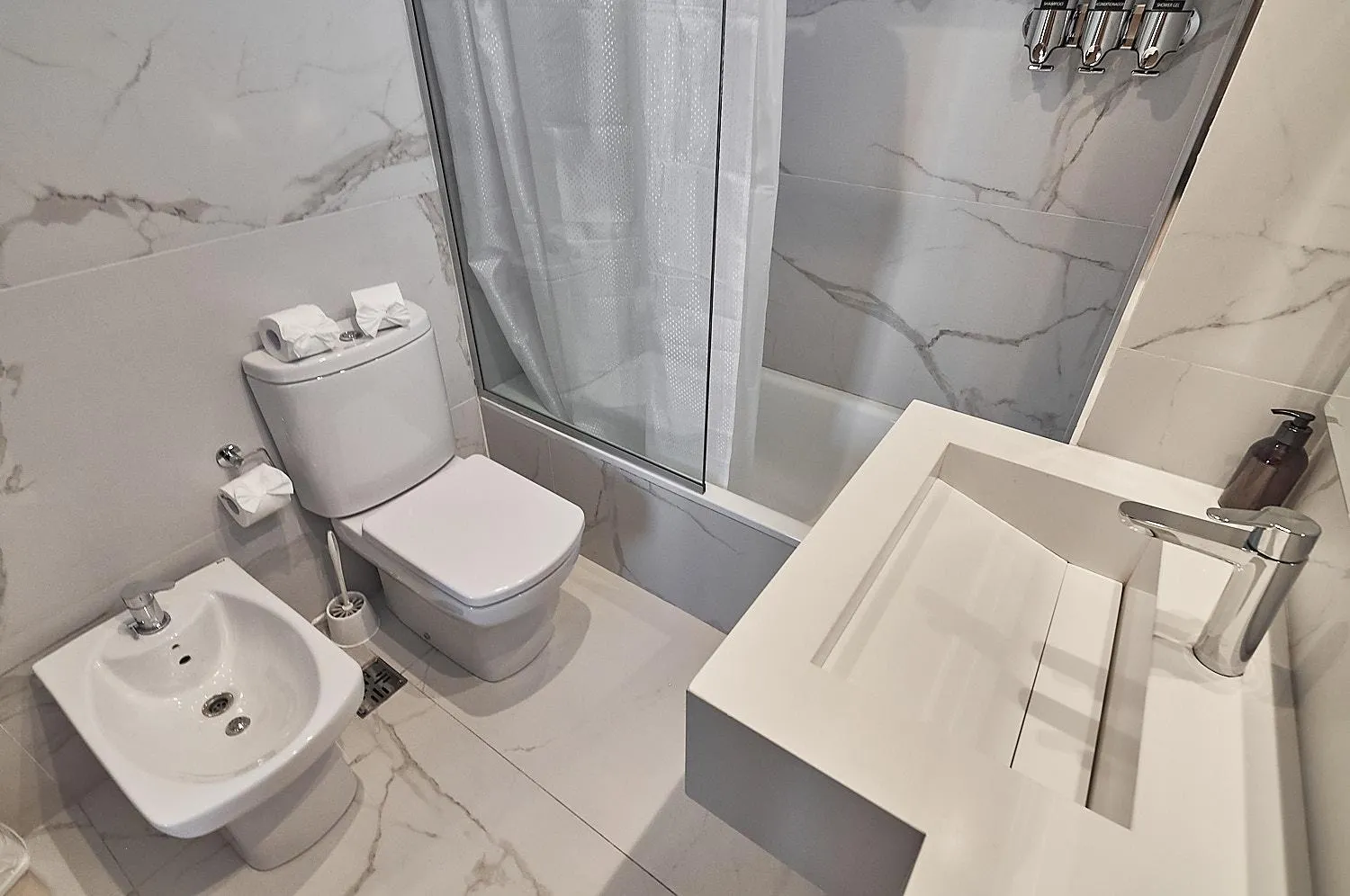 Shower in Live Soho Boutique Apartments Belgrano