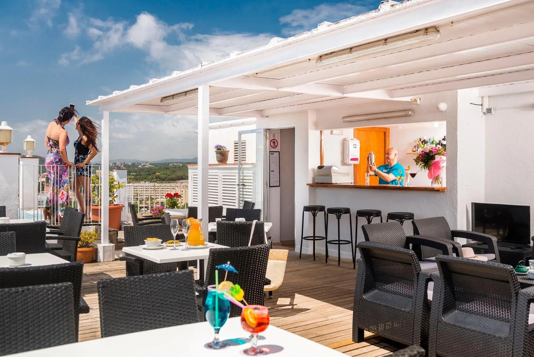 Lounge or bar in Hotel Ridomar 365