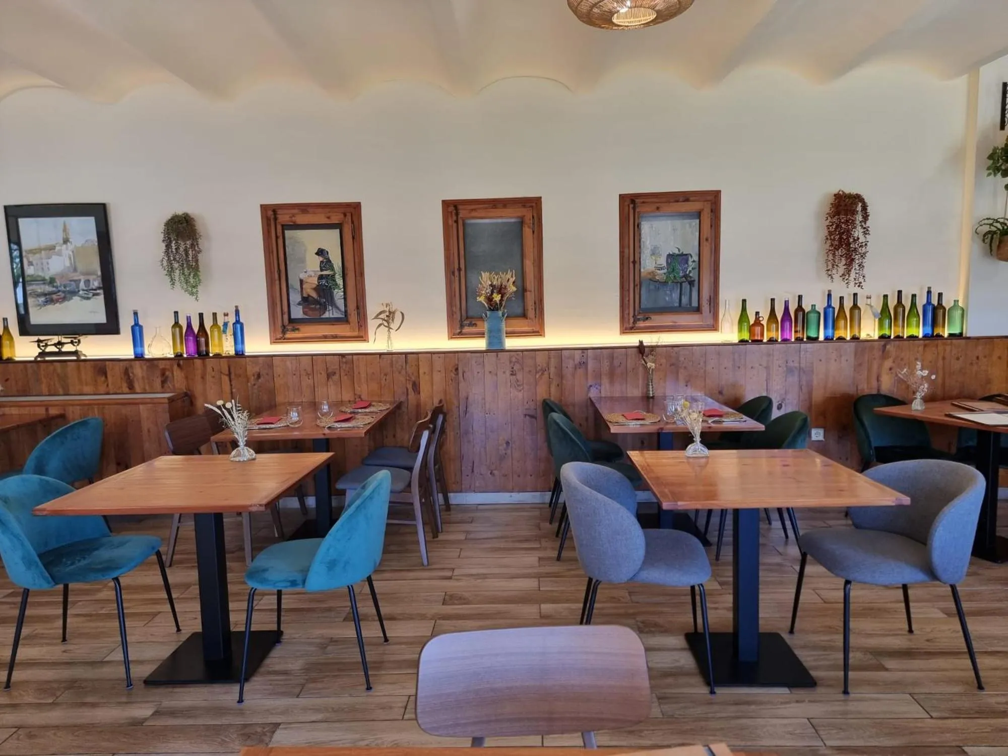 Restaurant/places to eat in Hotel Sant Joan