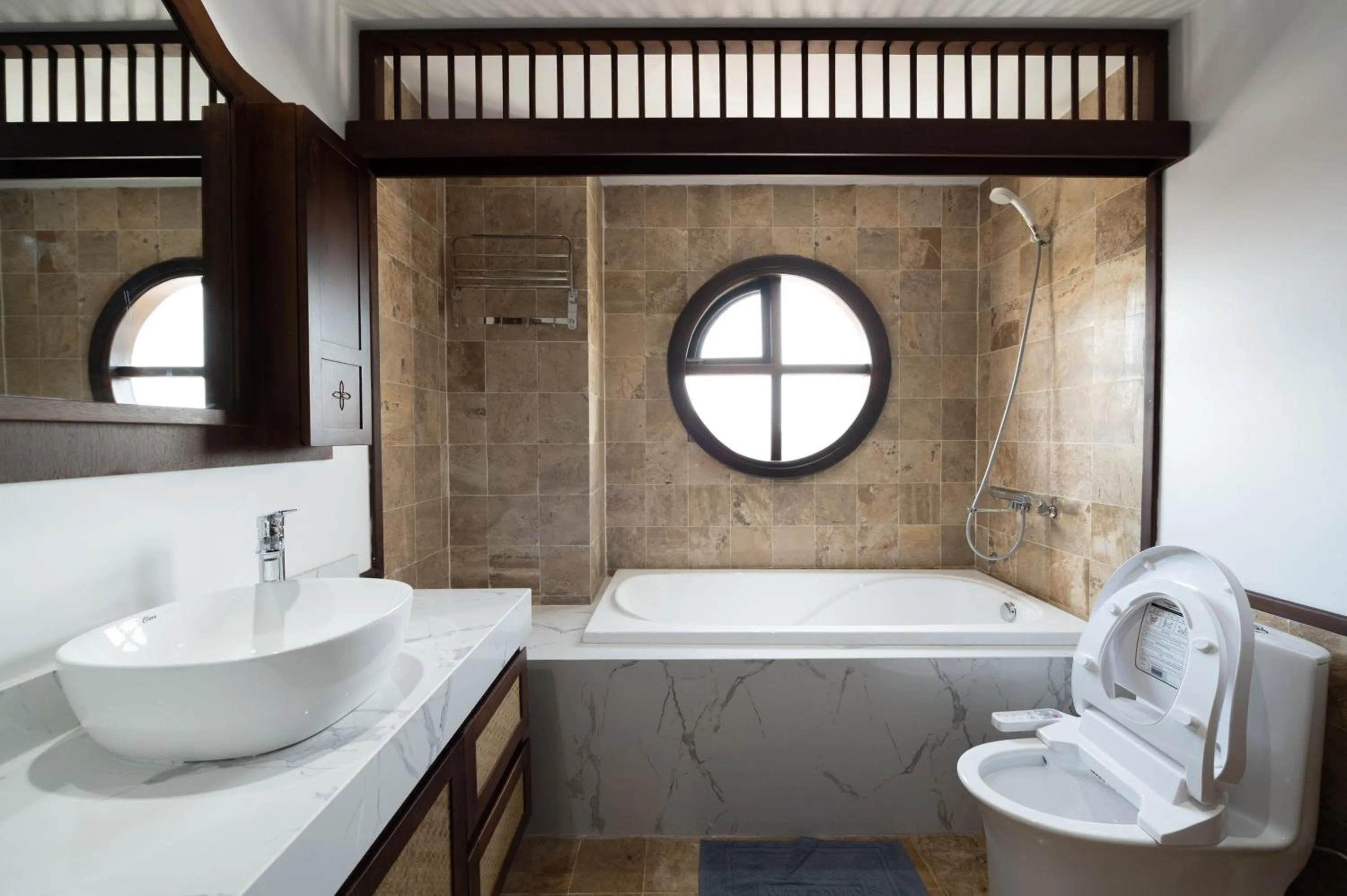 Bathroom in FLESTA Doi Can Serviced Apartment