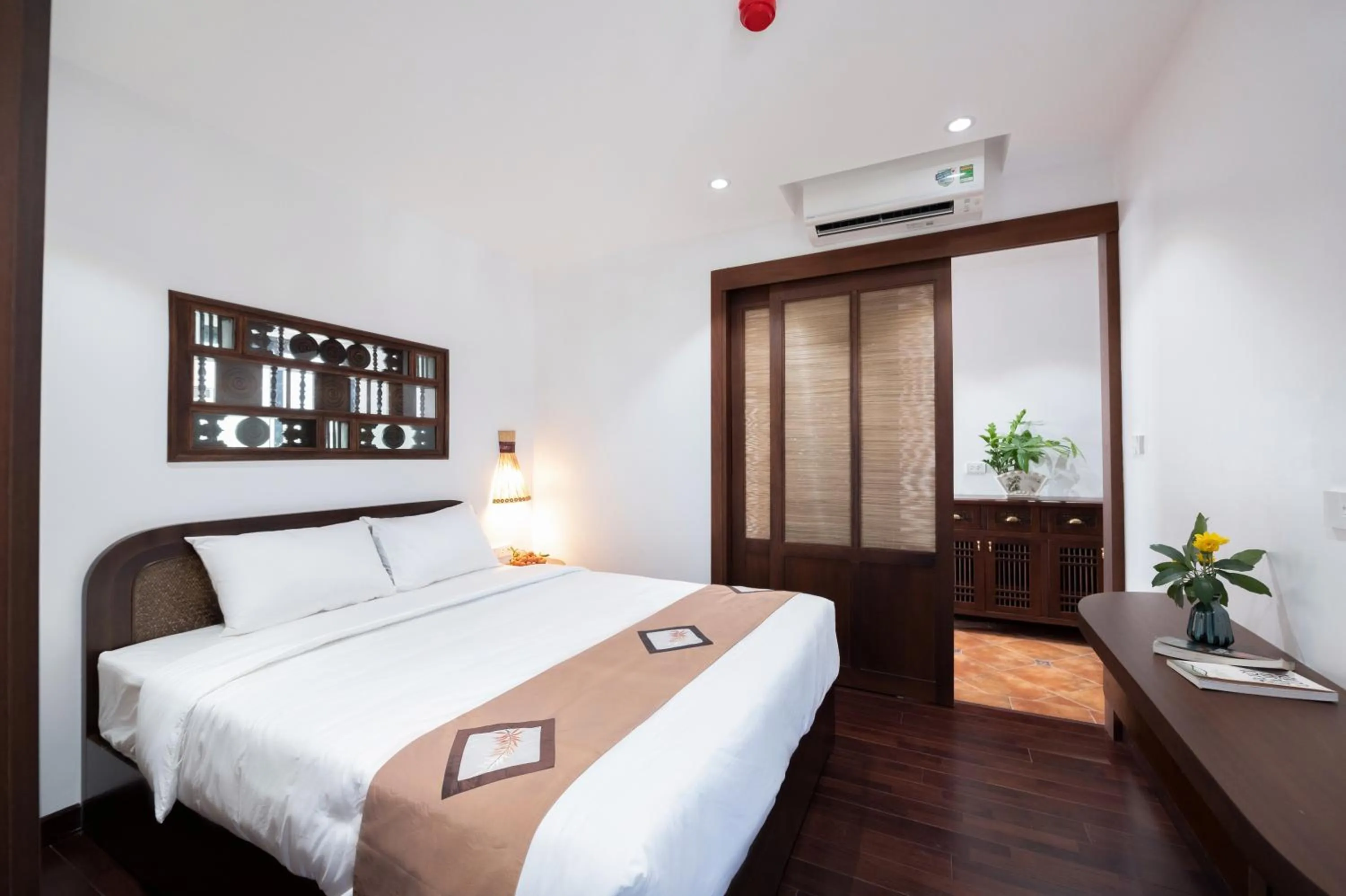 Bedroom, Bed in FLESTA Doi Can Serviced Apartment