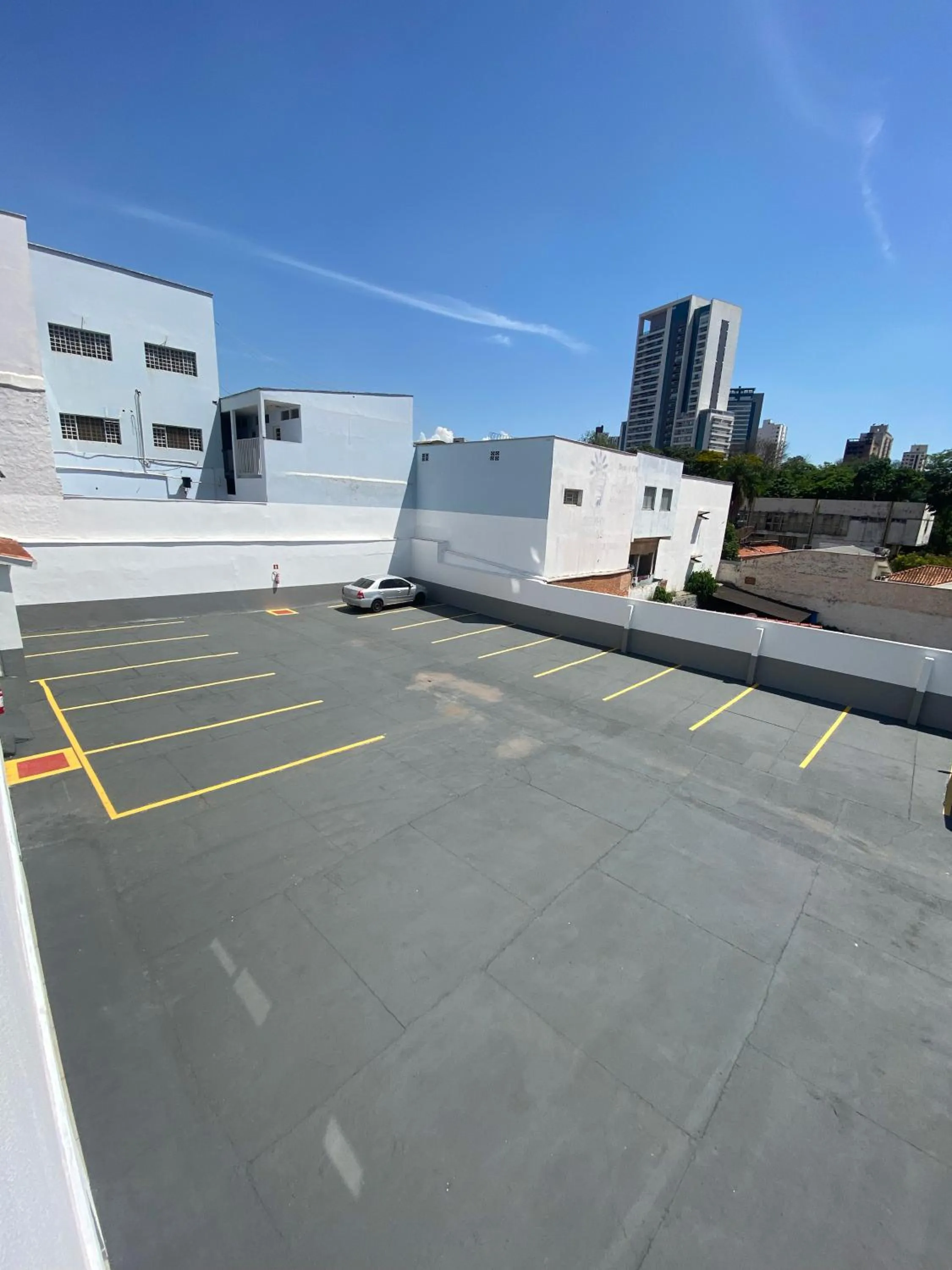 Parking in HOTEL ROYAL PARK