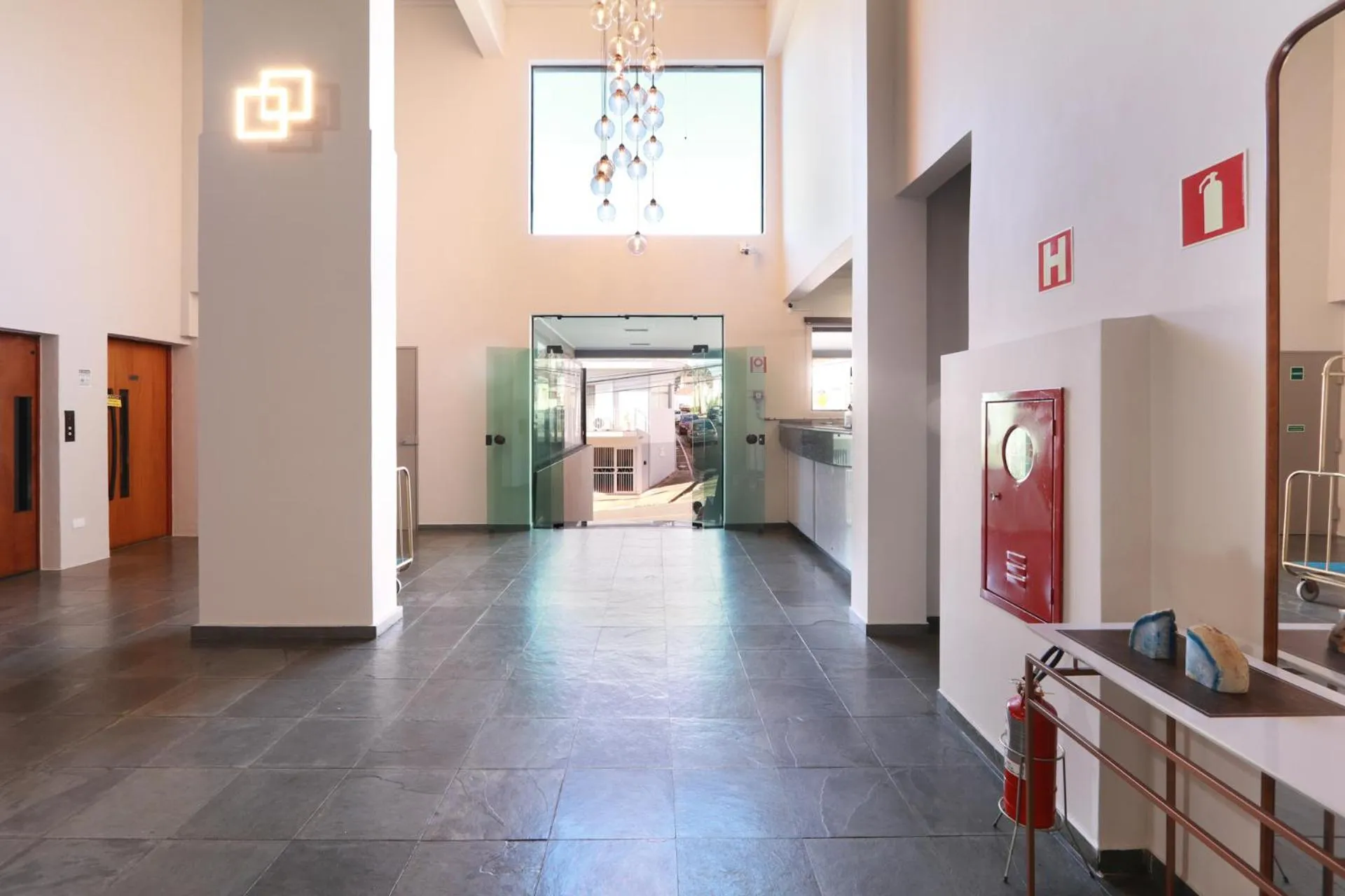 Lobby or reception in HOTEL ROYAL PARK