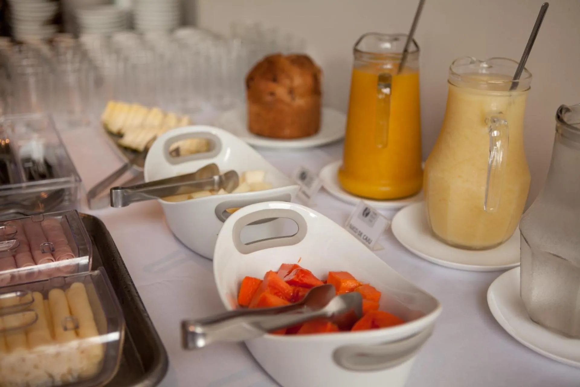 Food and drinks in HOTEL ROYAL PARK