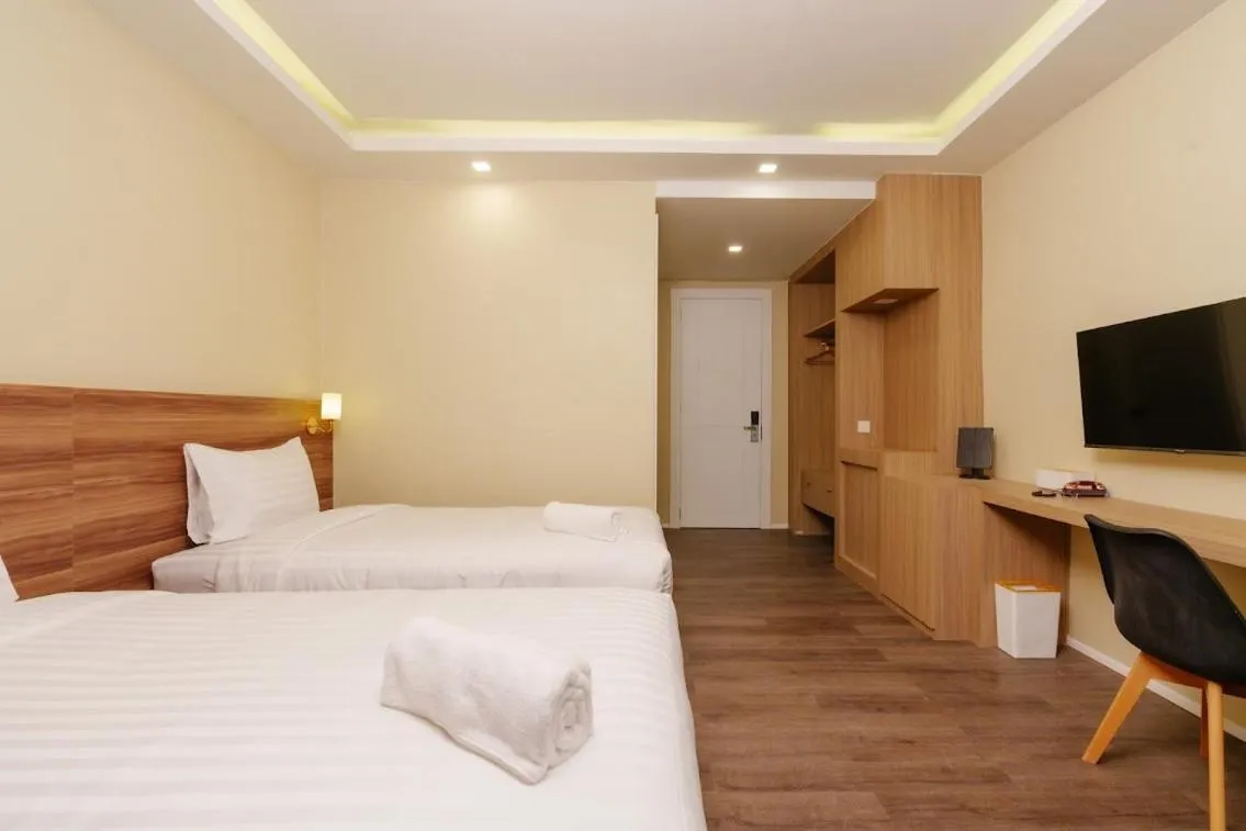 Bedroom in Calinton Hotel