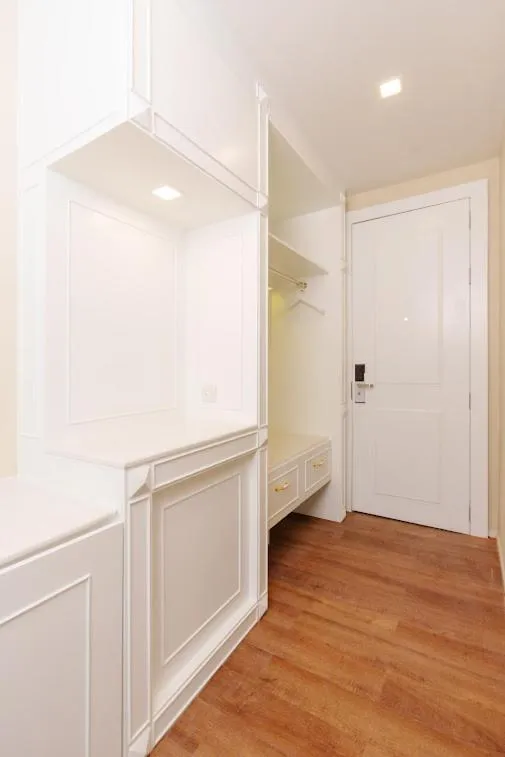 Bedroom in Calinton Hotel