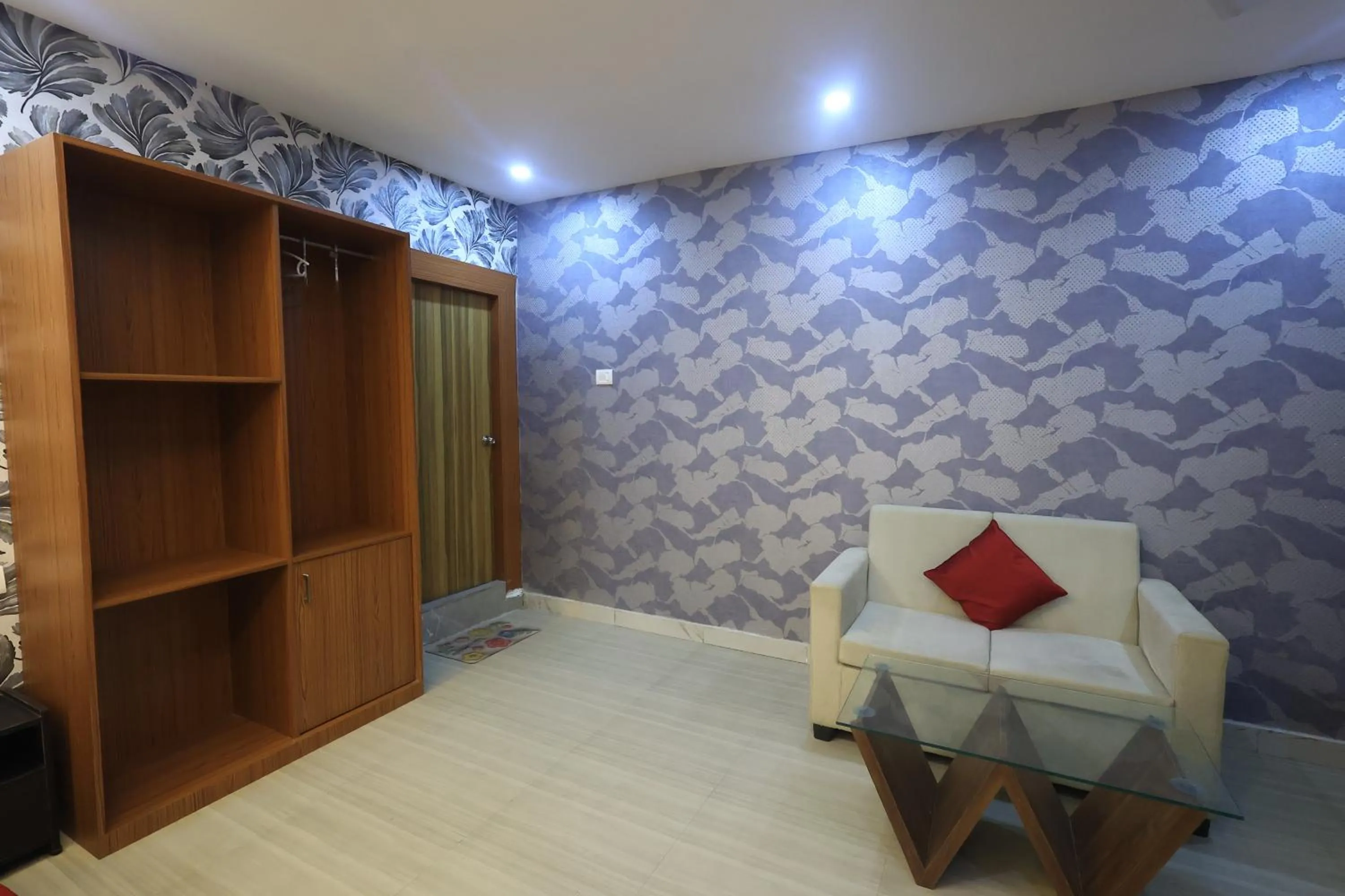 Bed in HOTEL SPACE SETTER