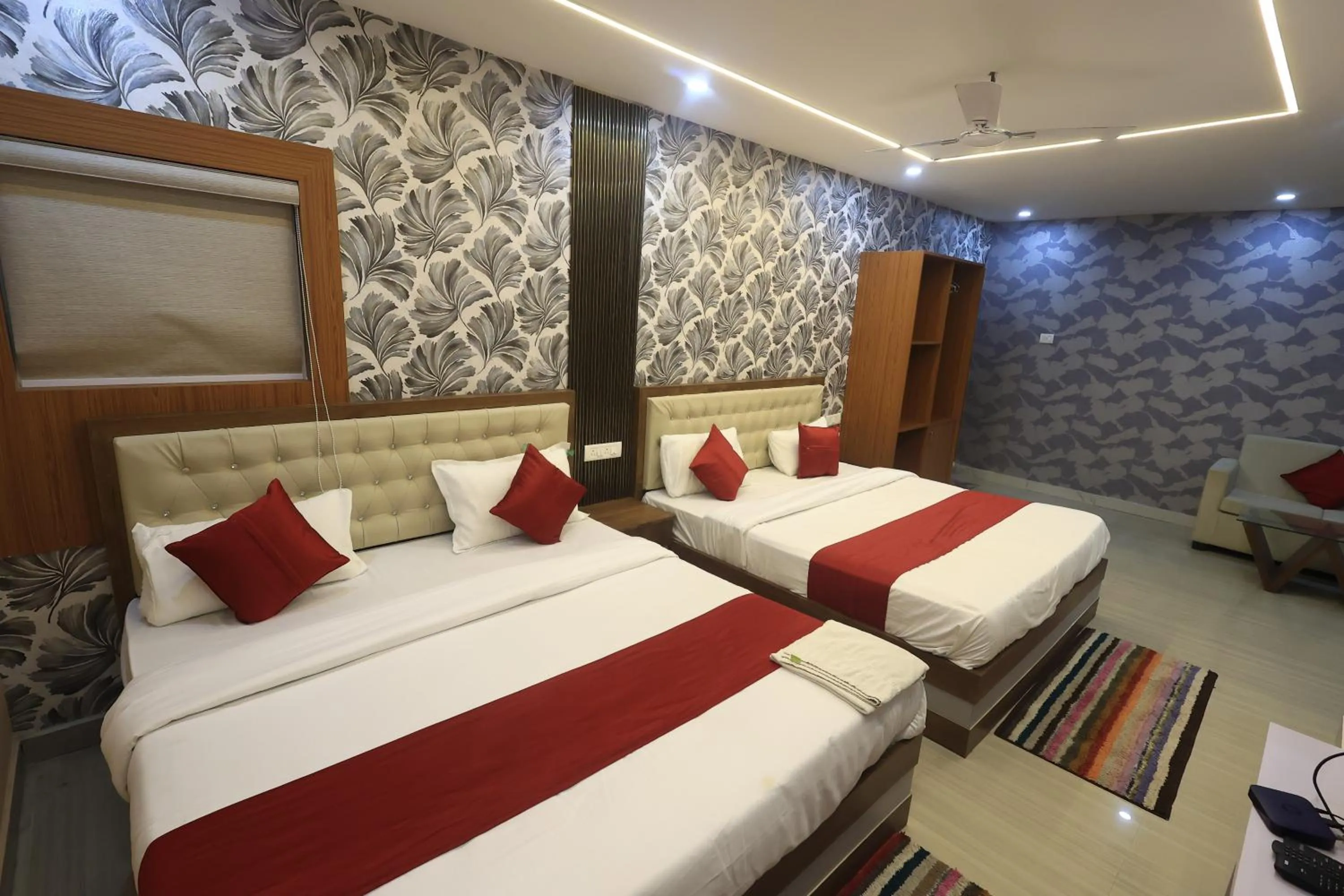 Bed in HOTEL SPACE SETTER