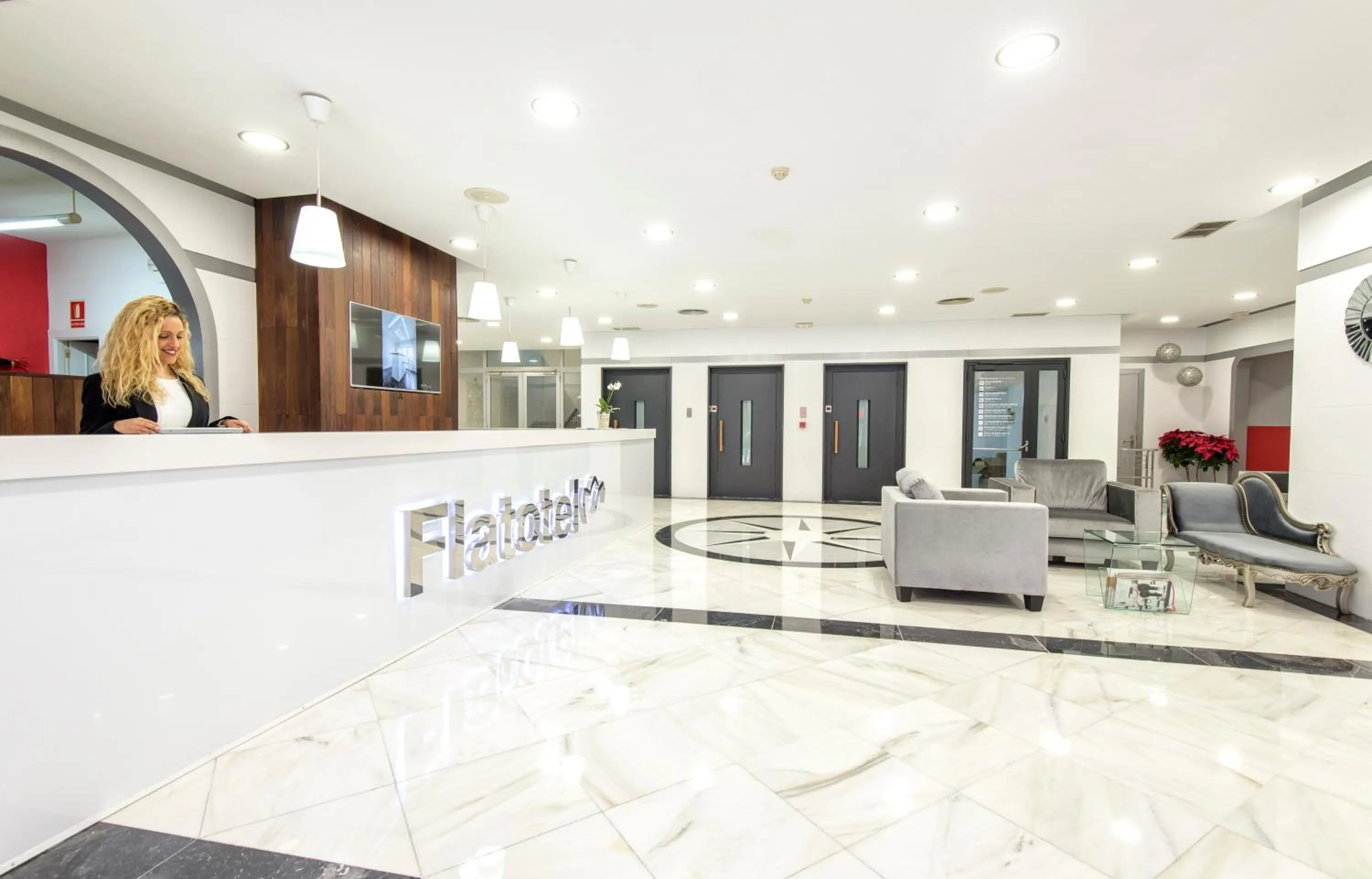 Lobby or reception in First Flatotel International