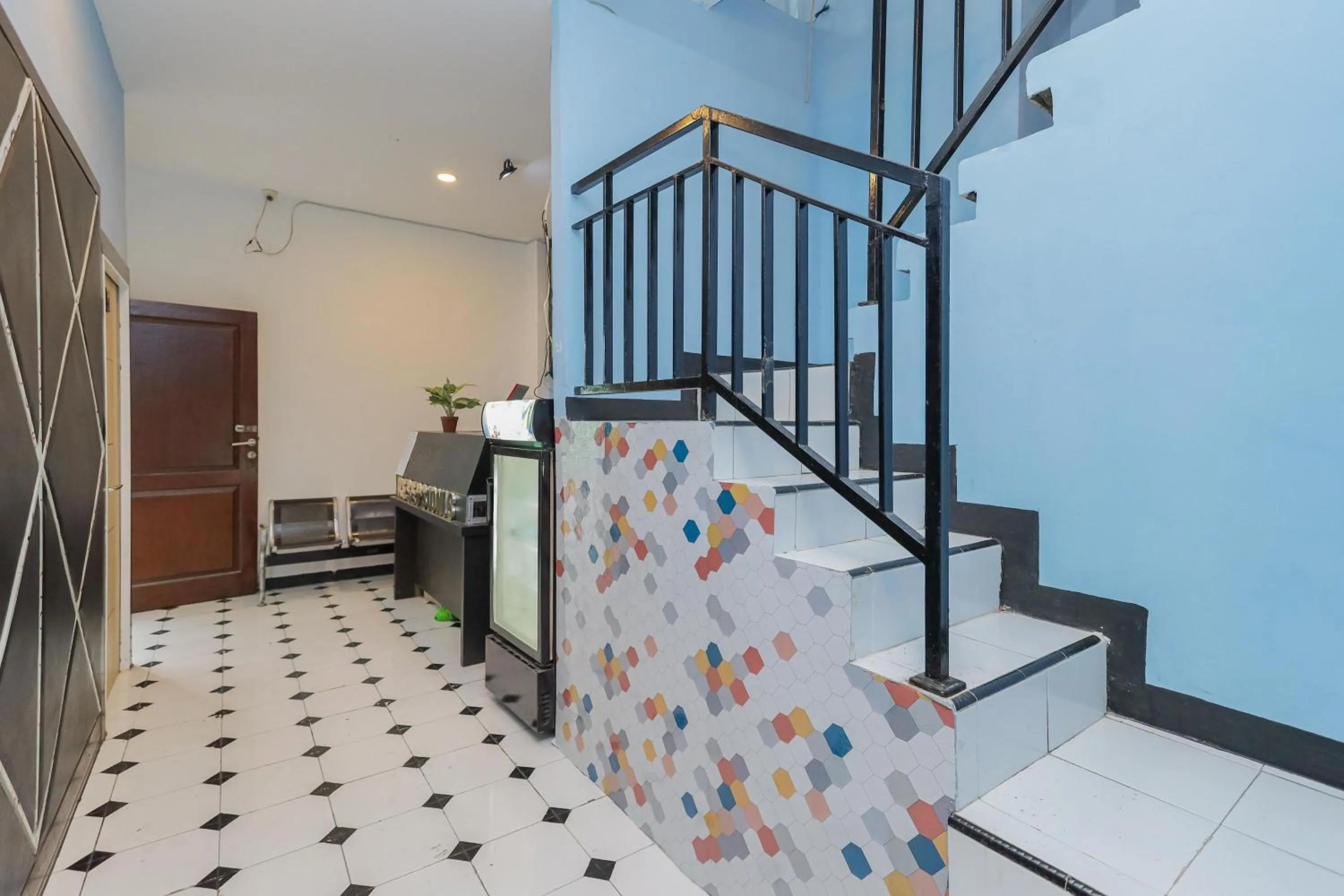 Floor plan in RedDoorz near Mayapada Hospital Surabaya