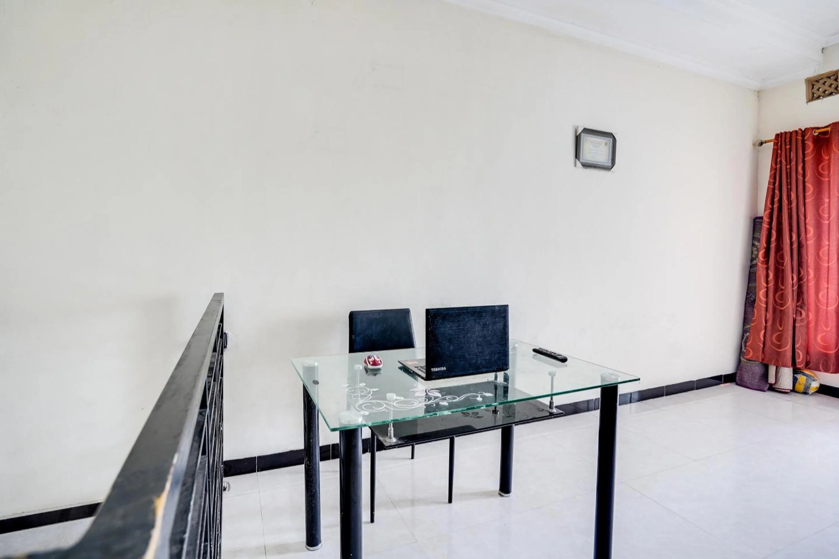 Lobby or reception in OYO Life 91893 Kost Jeje Syariah