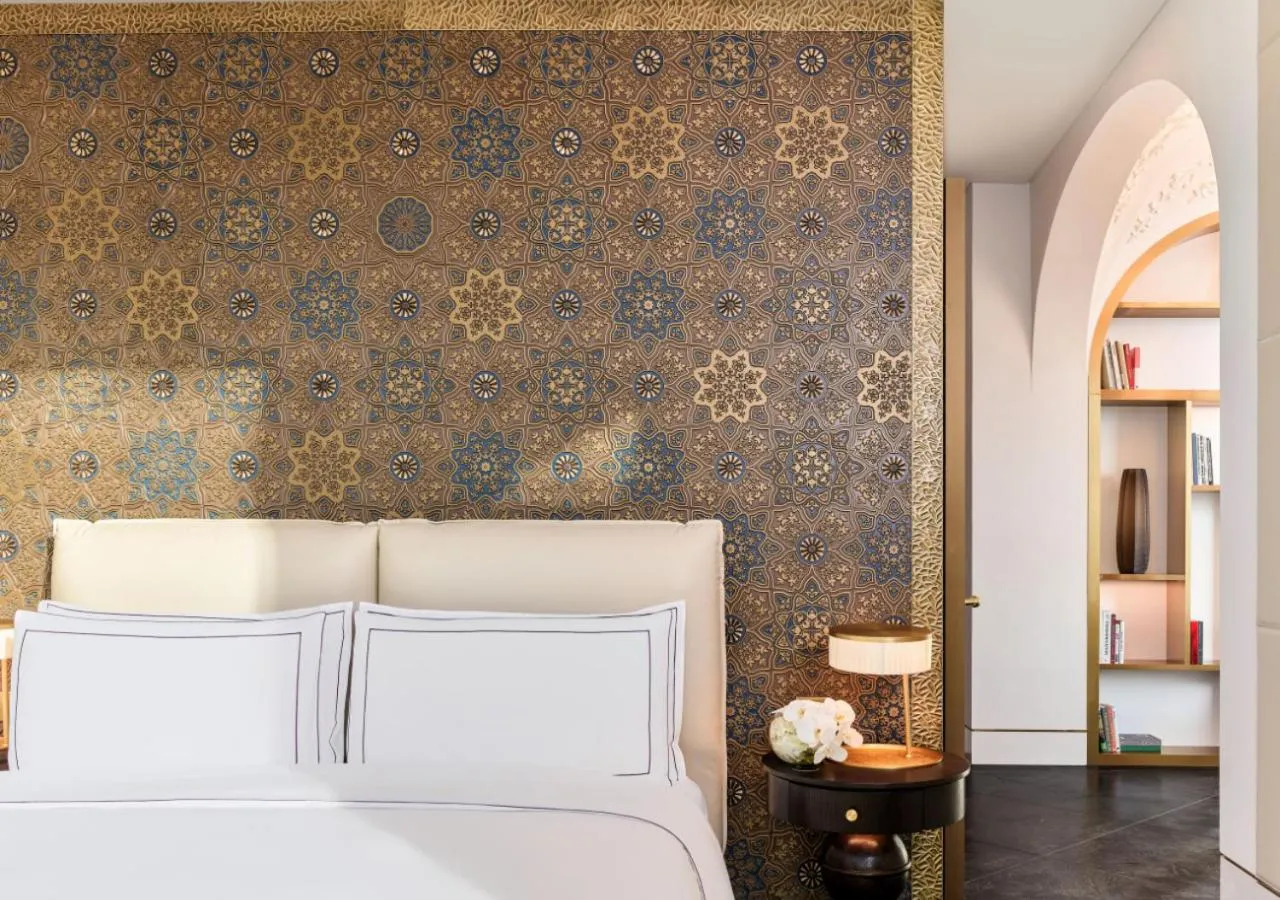 Bedroom, Bed in Raffles Doha