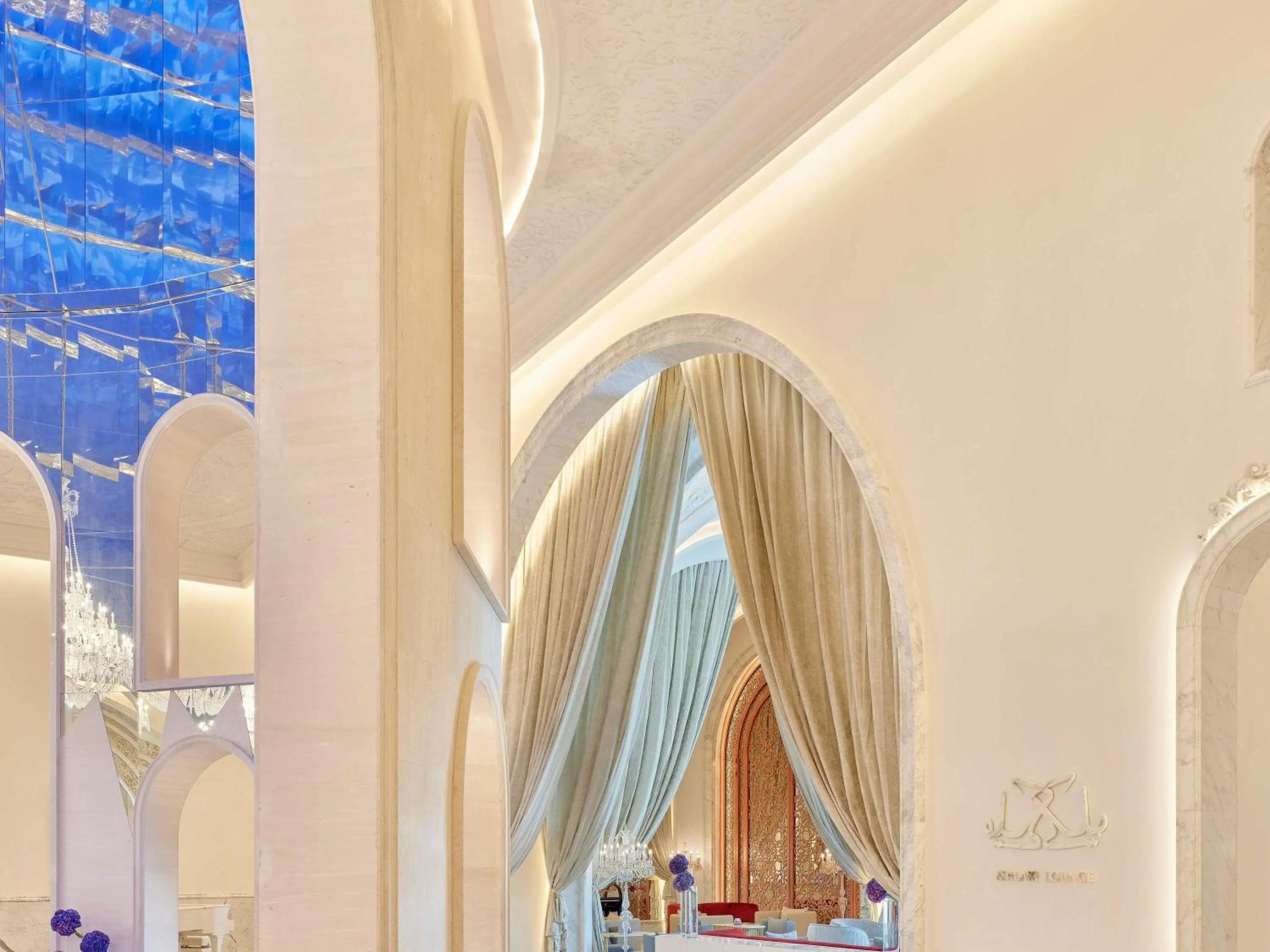 Restaurant/places to eat in Raffles Doha