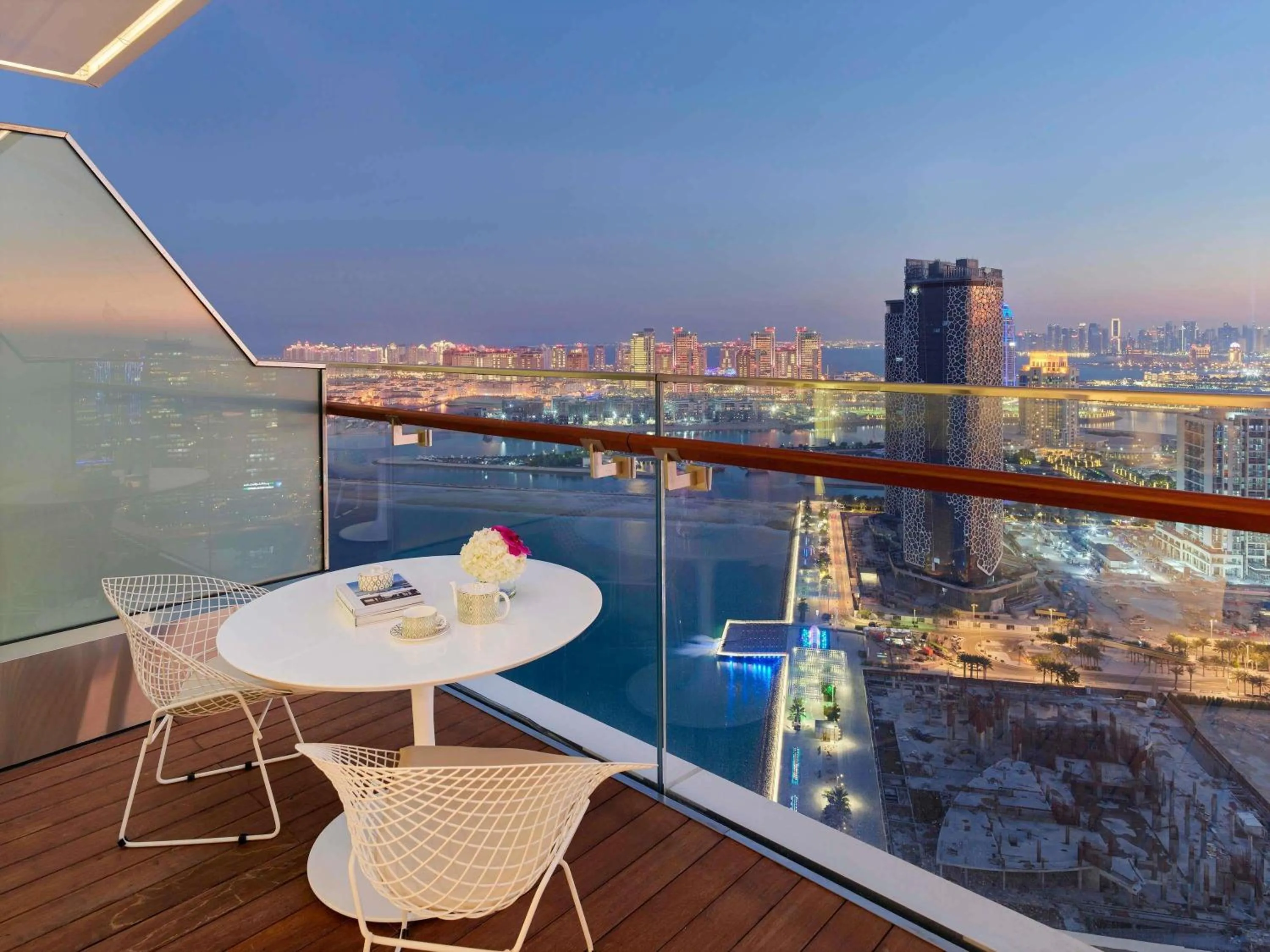 Bedroom in Fairmont Doha