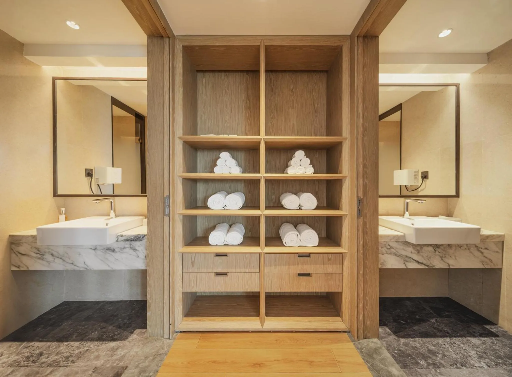 Spa and wellness centre/facilities in Holiday Inn Zhuhai City Center by IHG