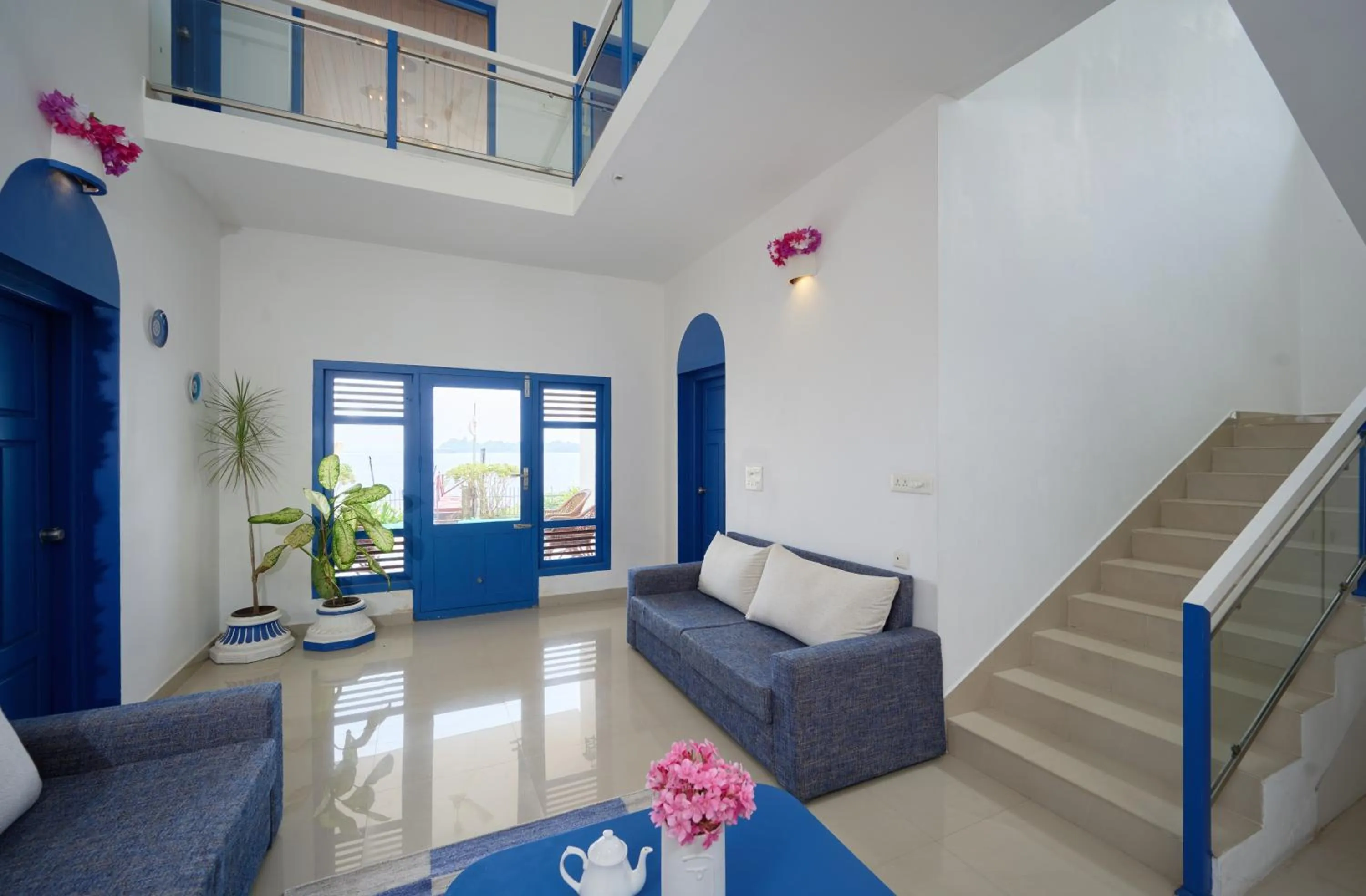 Living room in Seclude by the Lake, Alleppey