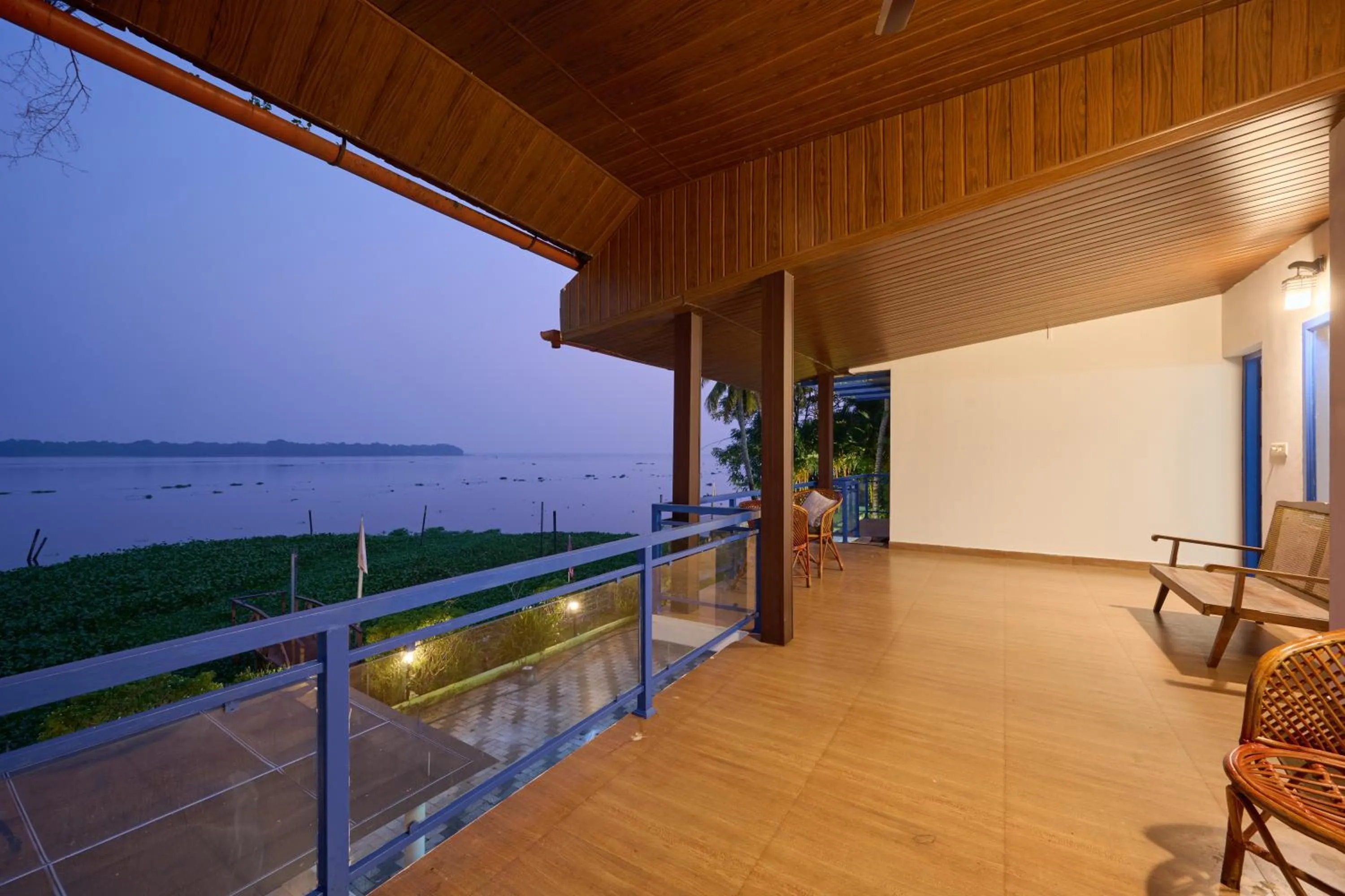 Patio in Seclude by the Lake, Alleppey