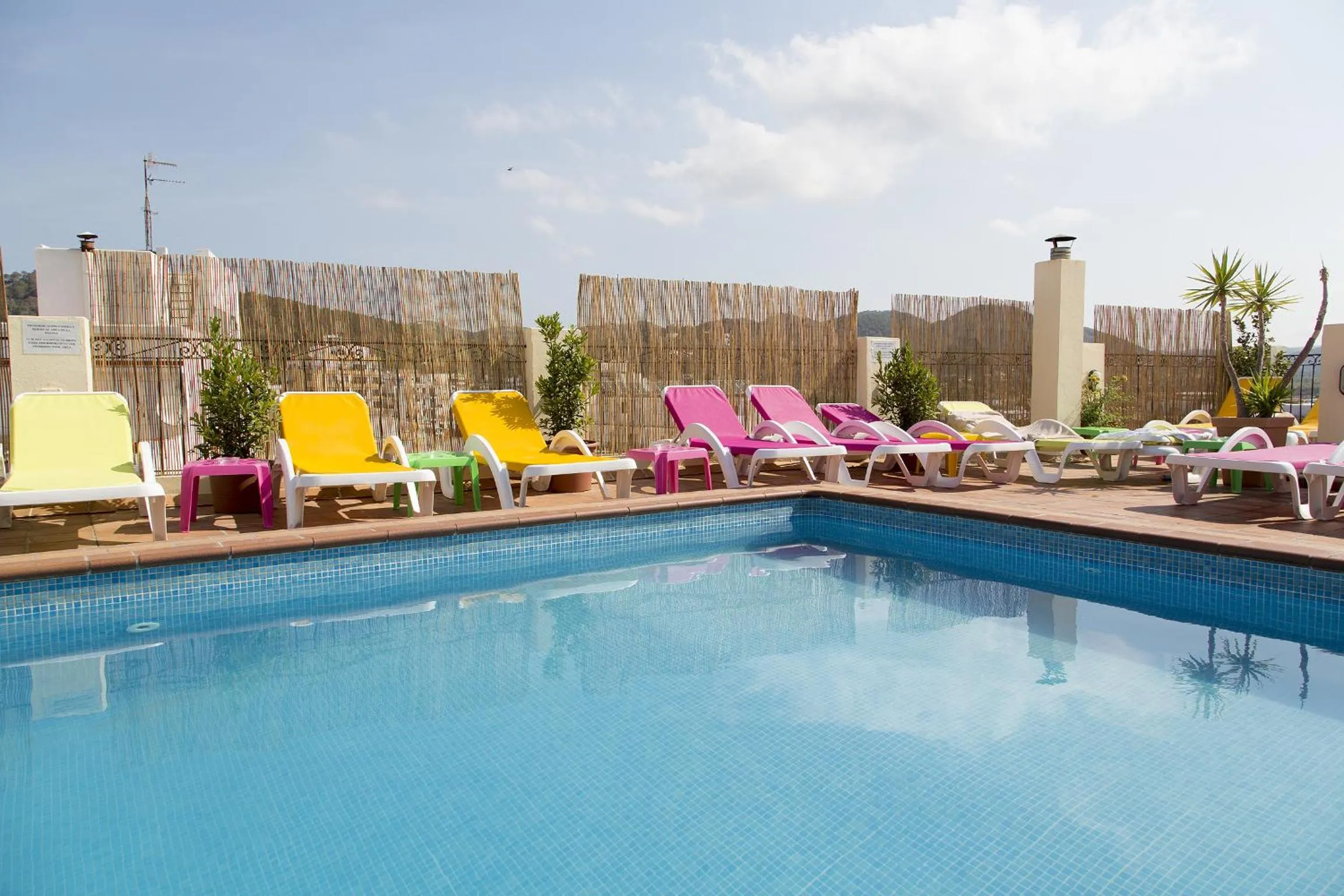 Swimming pool in Apartamentos Casa Maria