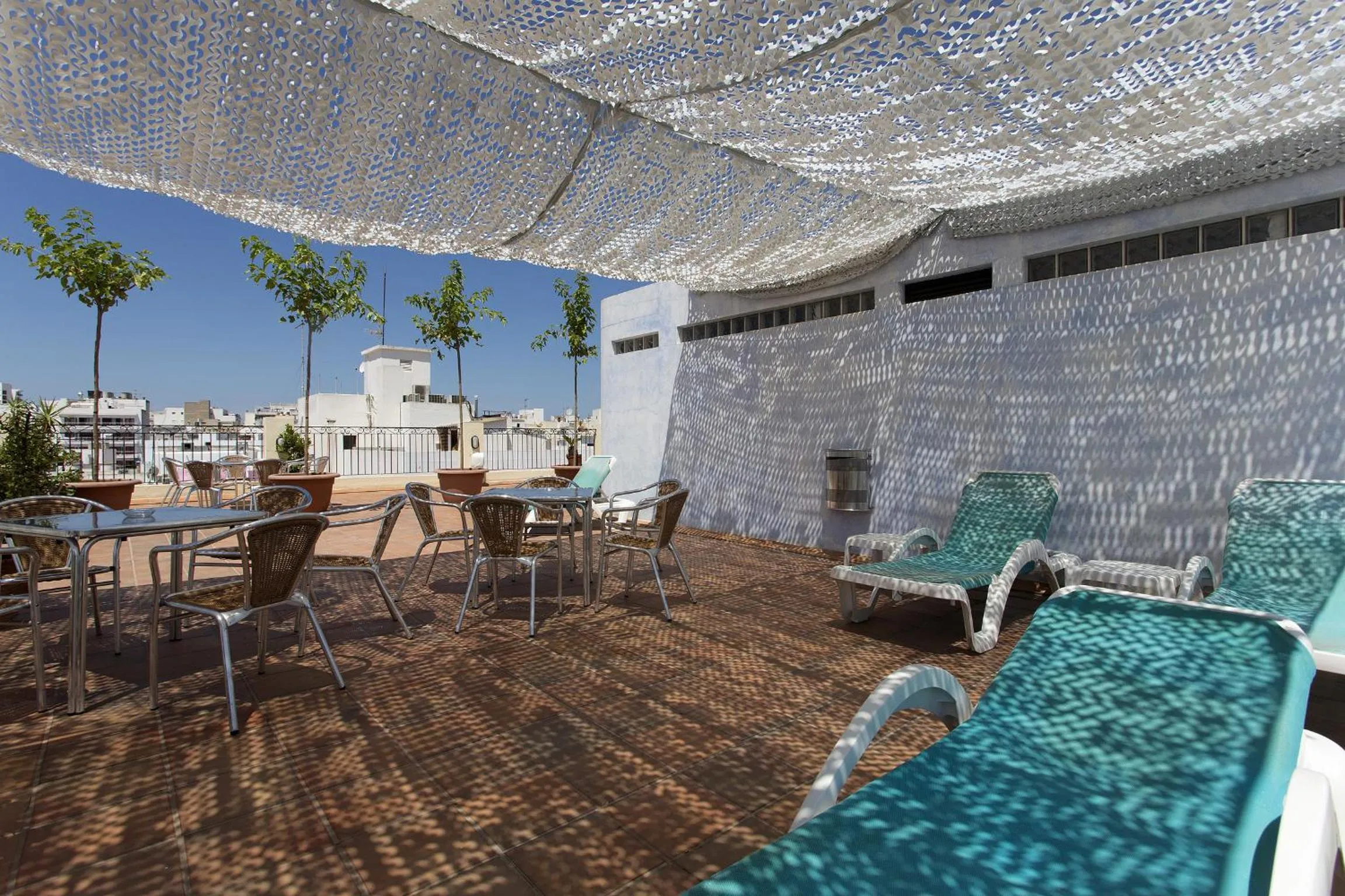 Restaurant/places to eat in Apartamentos Casa Maria