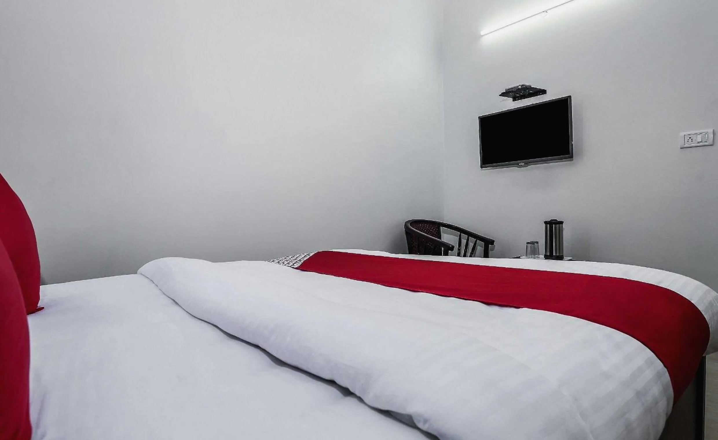 Bedroom, Bed in Silver Inn-2 Agarwal Farm Mansarovar