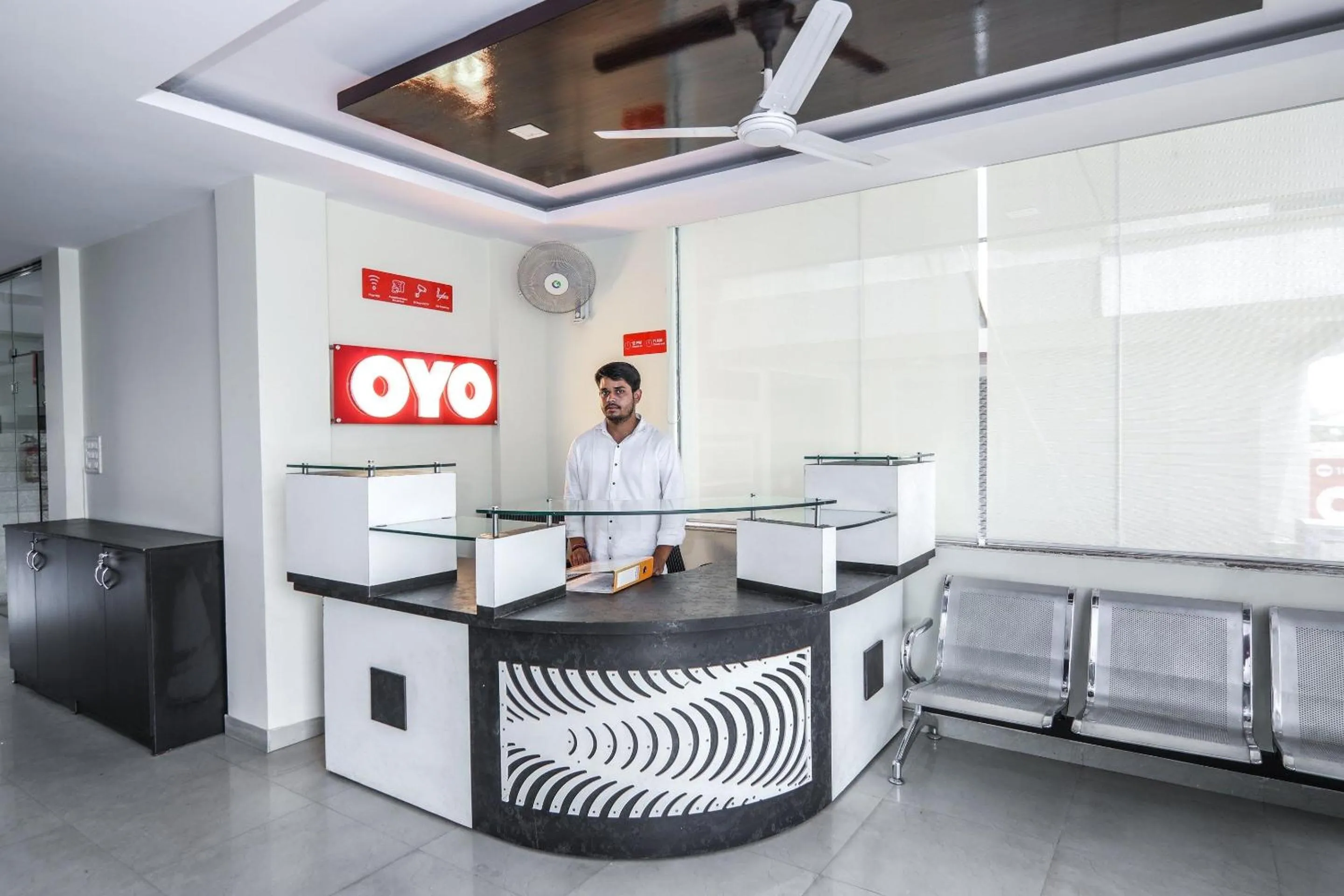 Lobby or reception in Silver Inn-2 Agarwal Farm Mansarovar