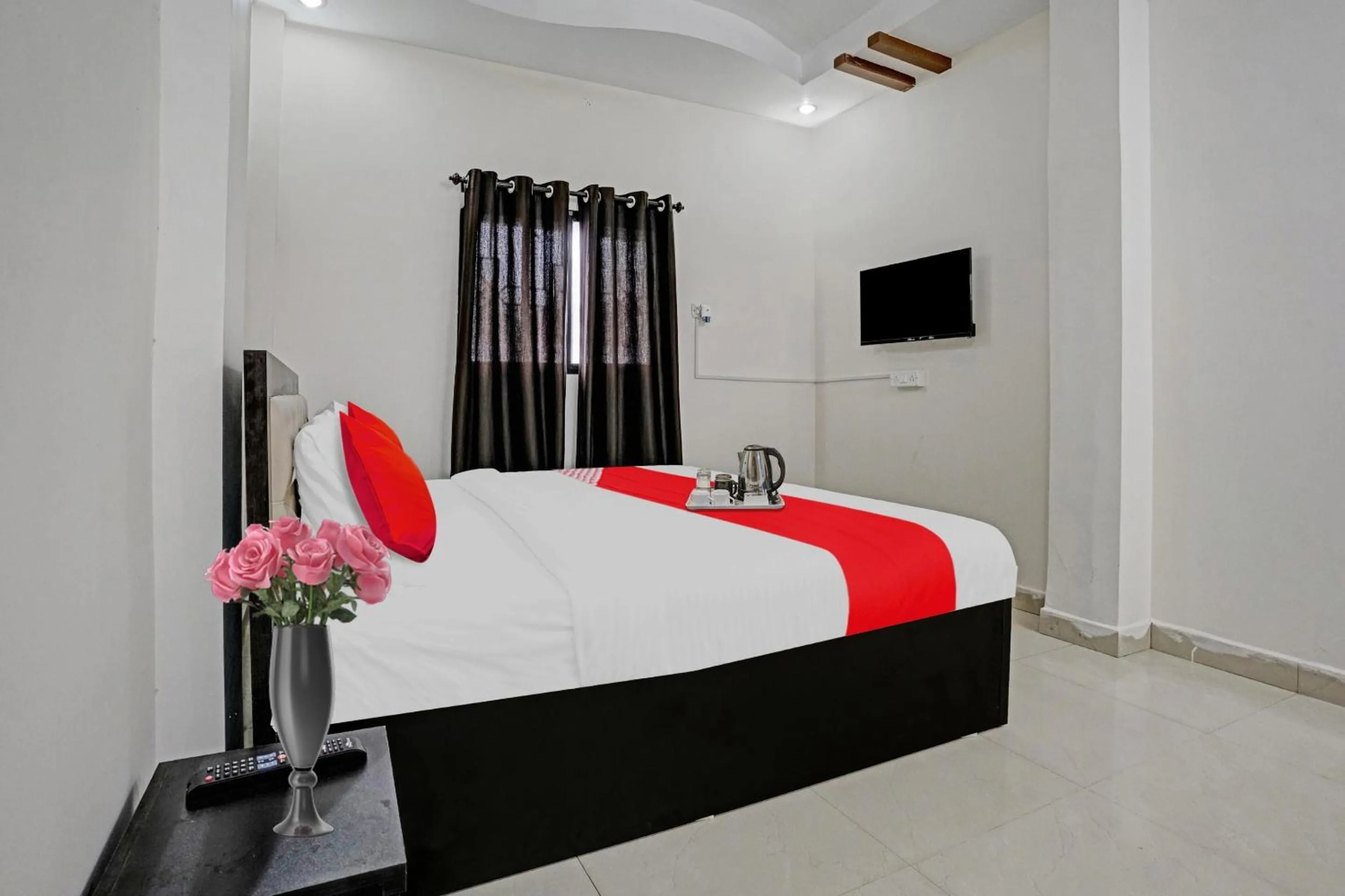 Bedroom, Bed in Hotel O Ay Imperial