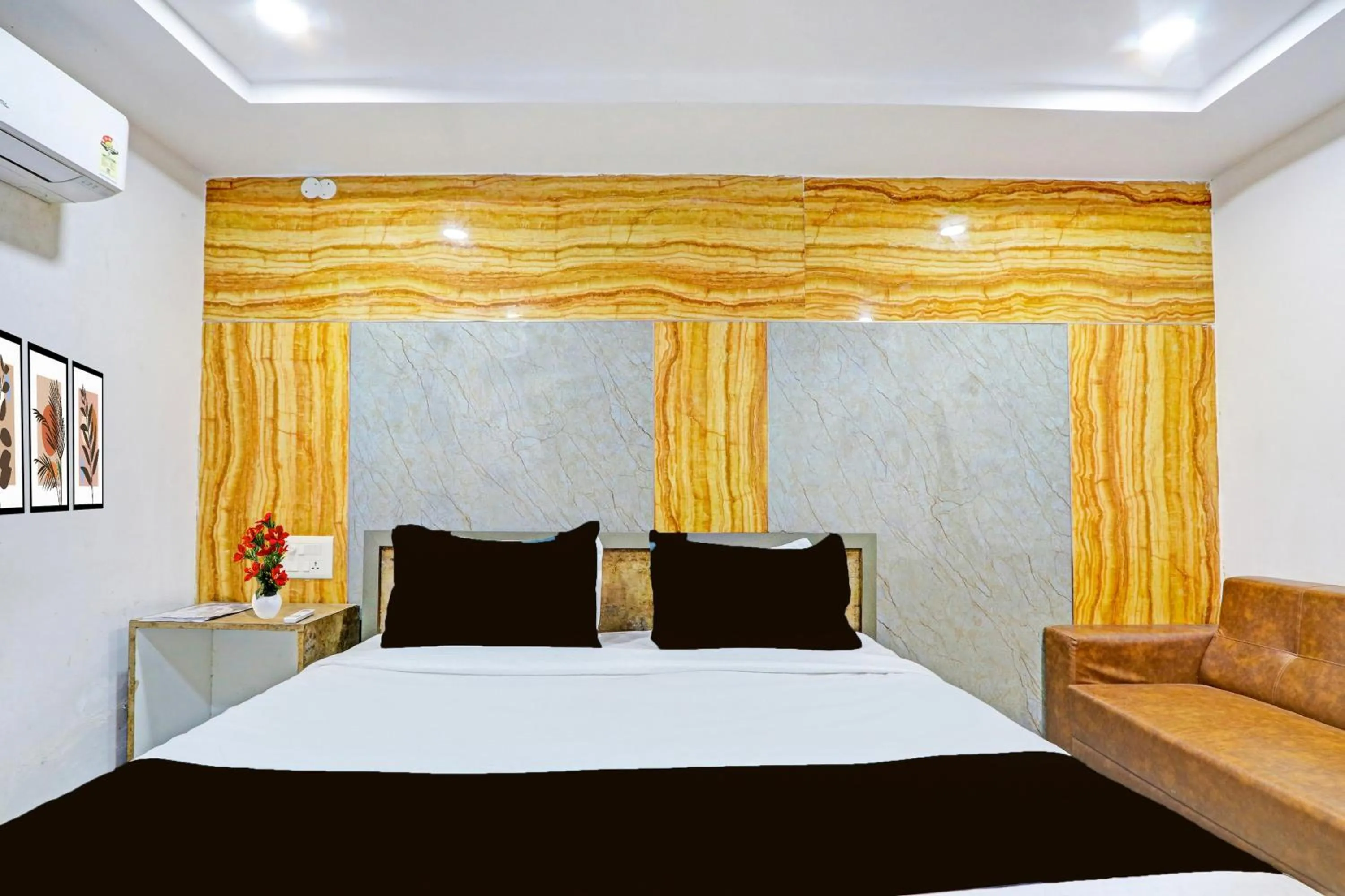 Bedroom in Collection O Warangal Railway Station