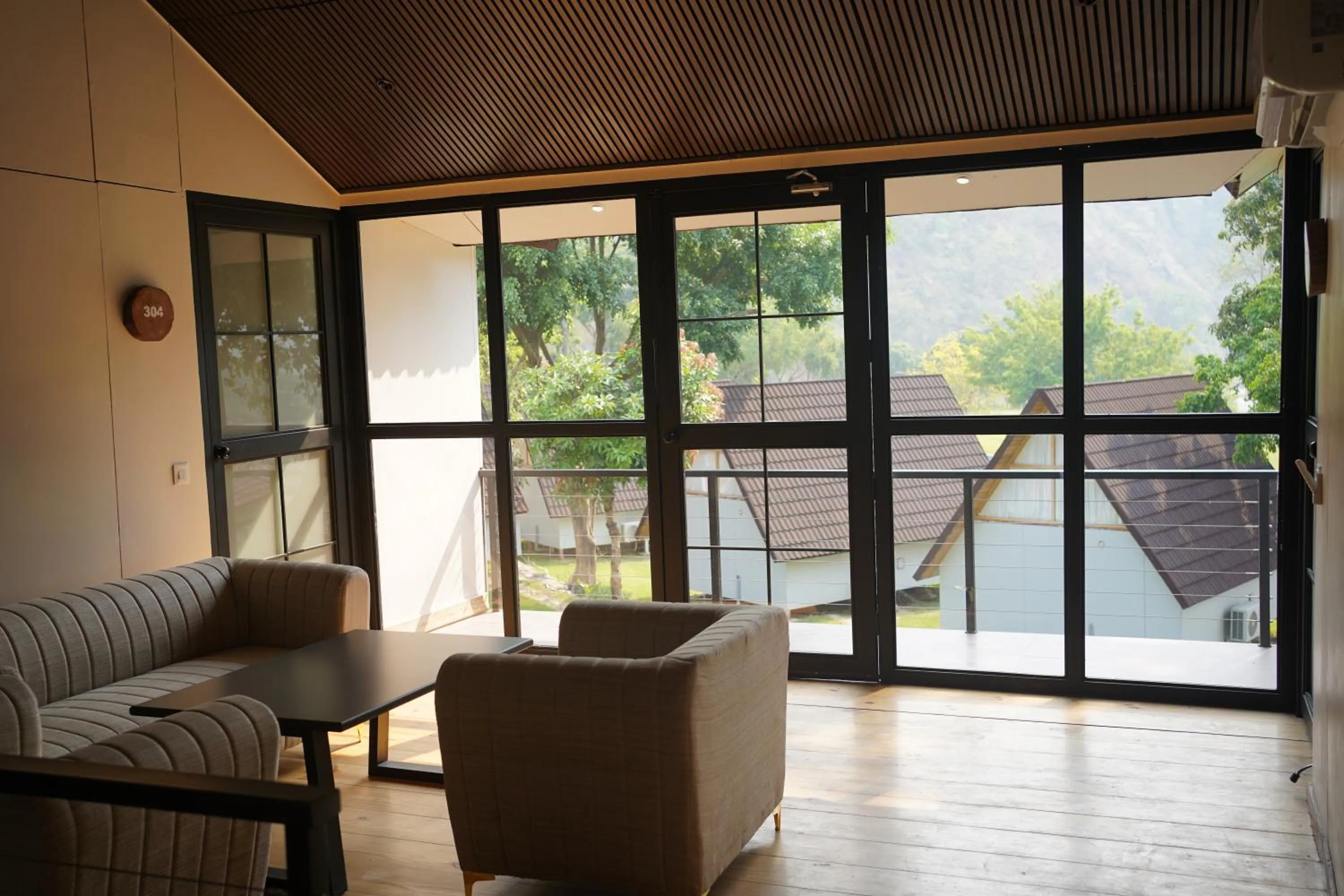 Garden in WelcomHeritage Tarangi Ramganga Resort