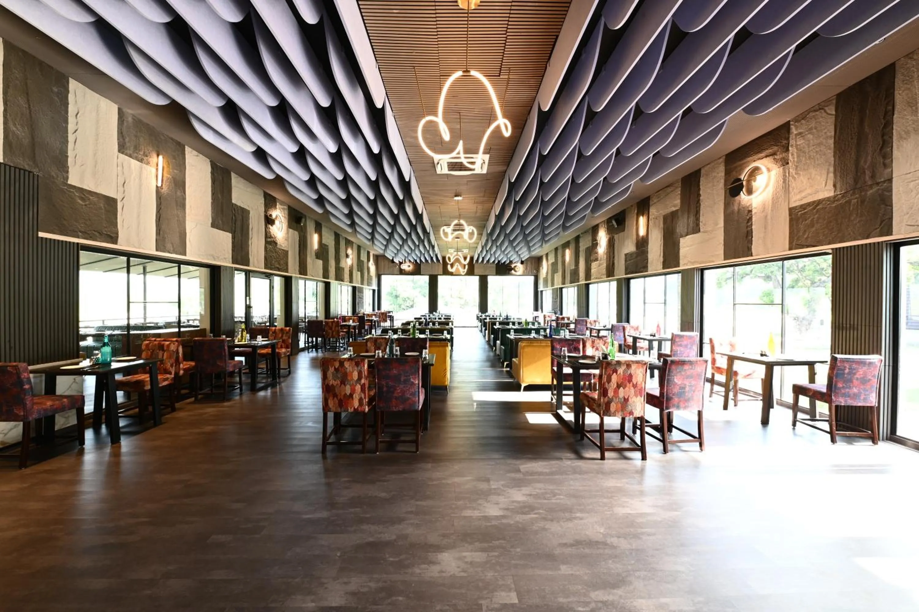 Restaurant/places to eat in WelcomHeritage Tarangi Ramganga Resort