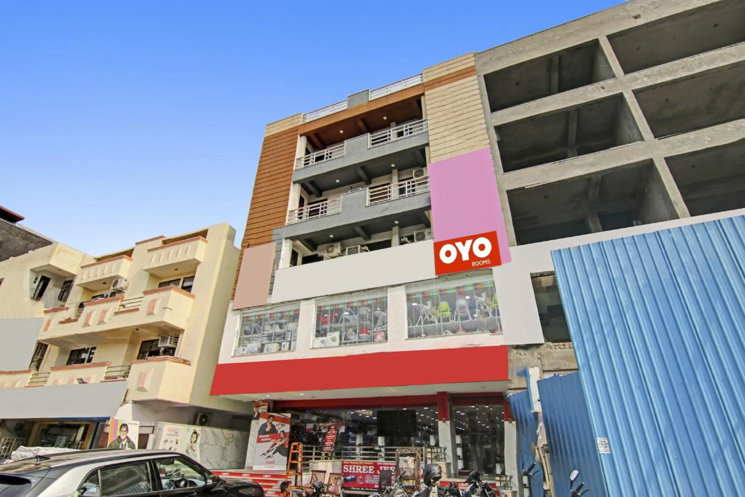 Facade/entrance in Super Hotel O Rishabh Inn