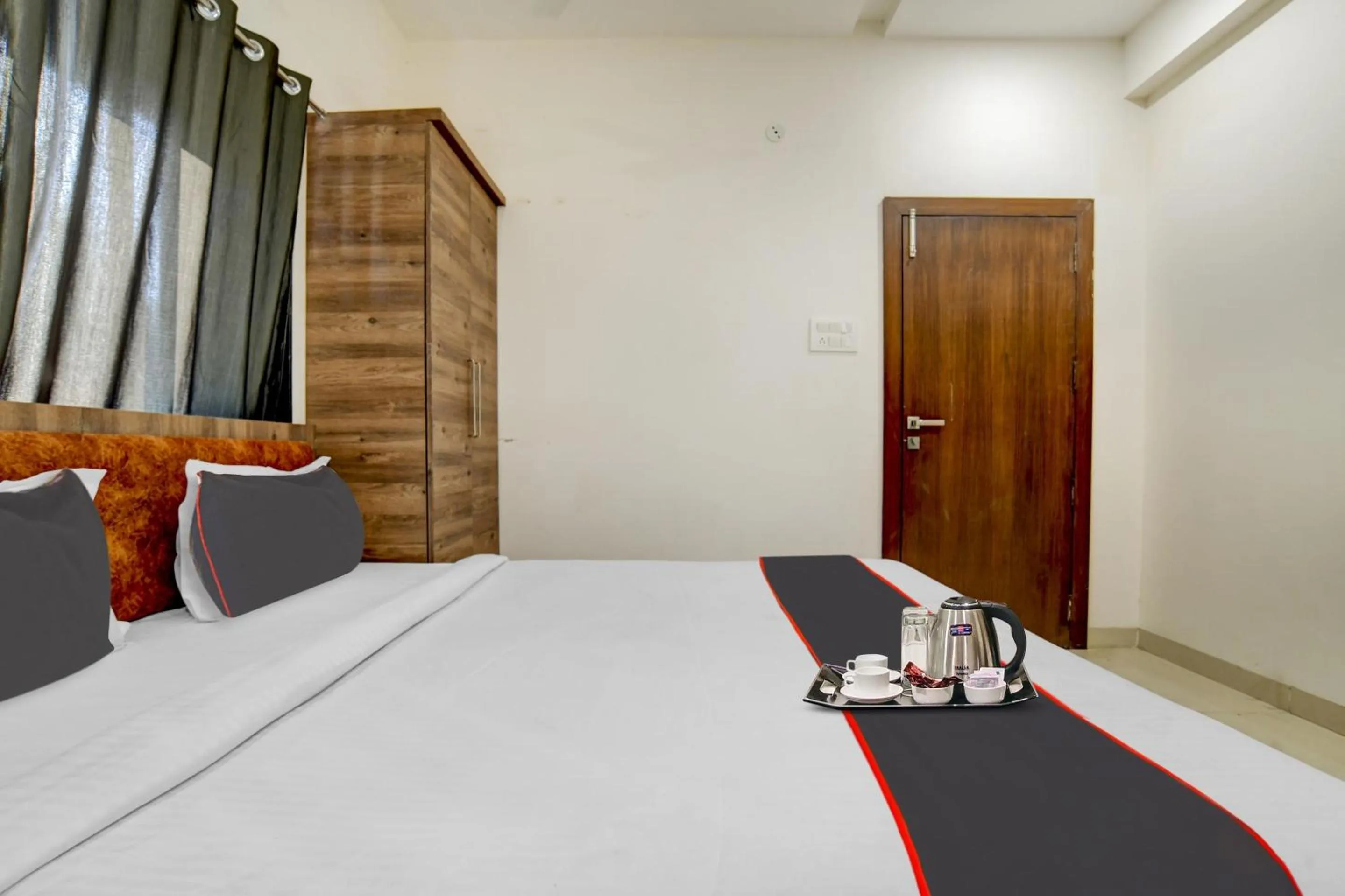 Bedroom, Bed in Collection O Task