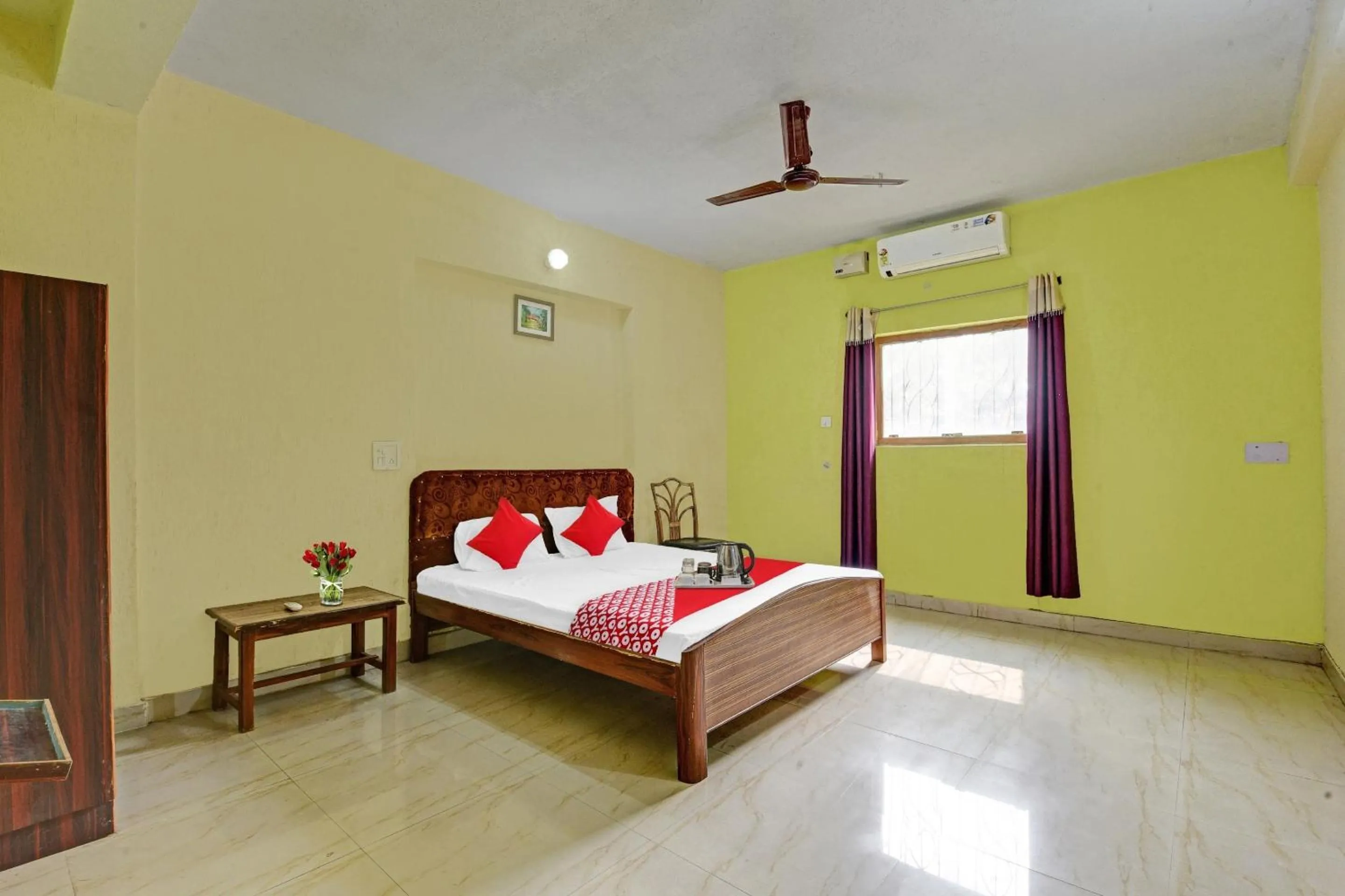 Bedroom in Hotel O Corporate Inn