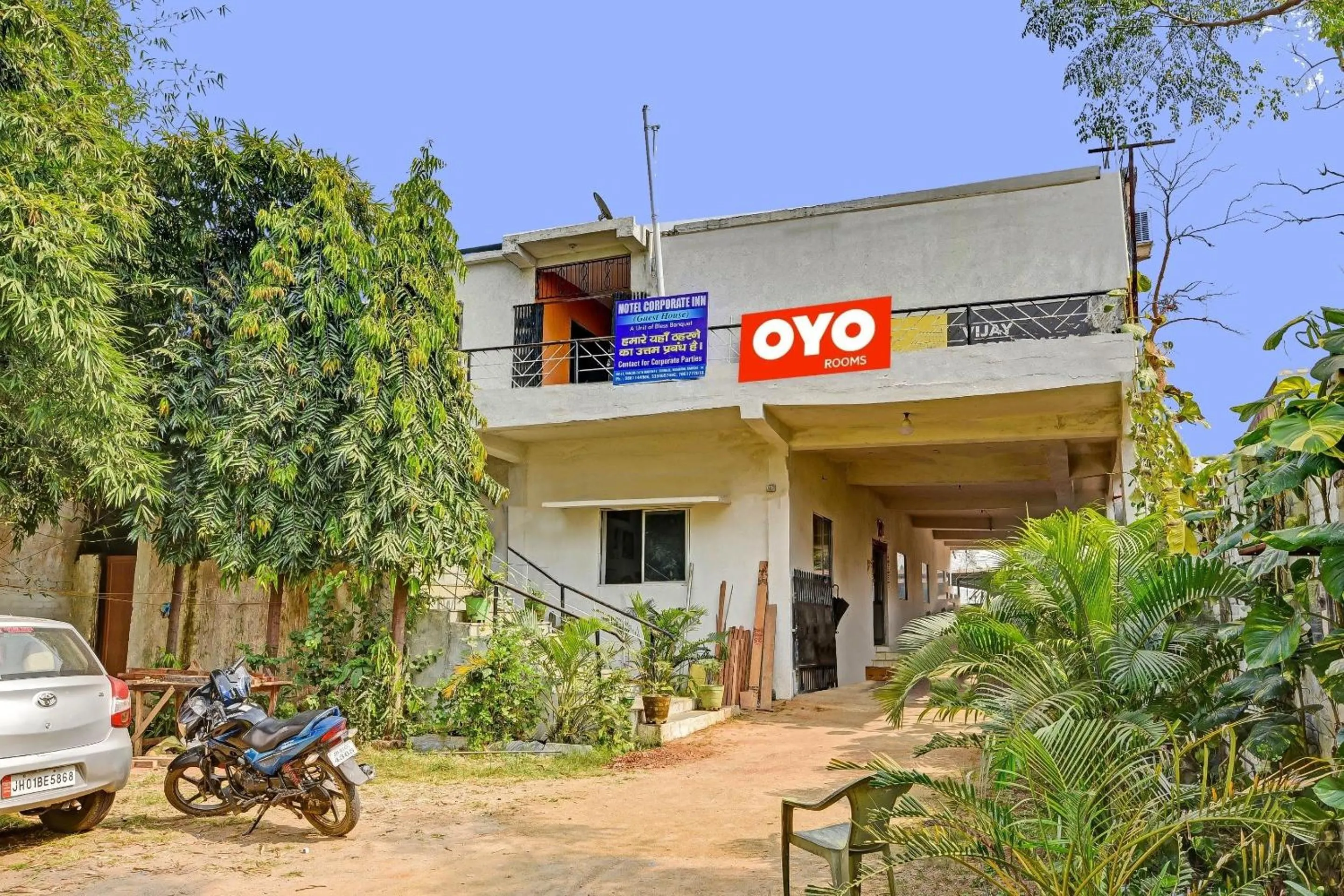 Facade/entrance in Hotel O Corporate Inn