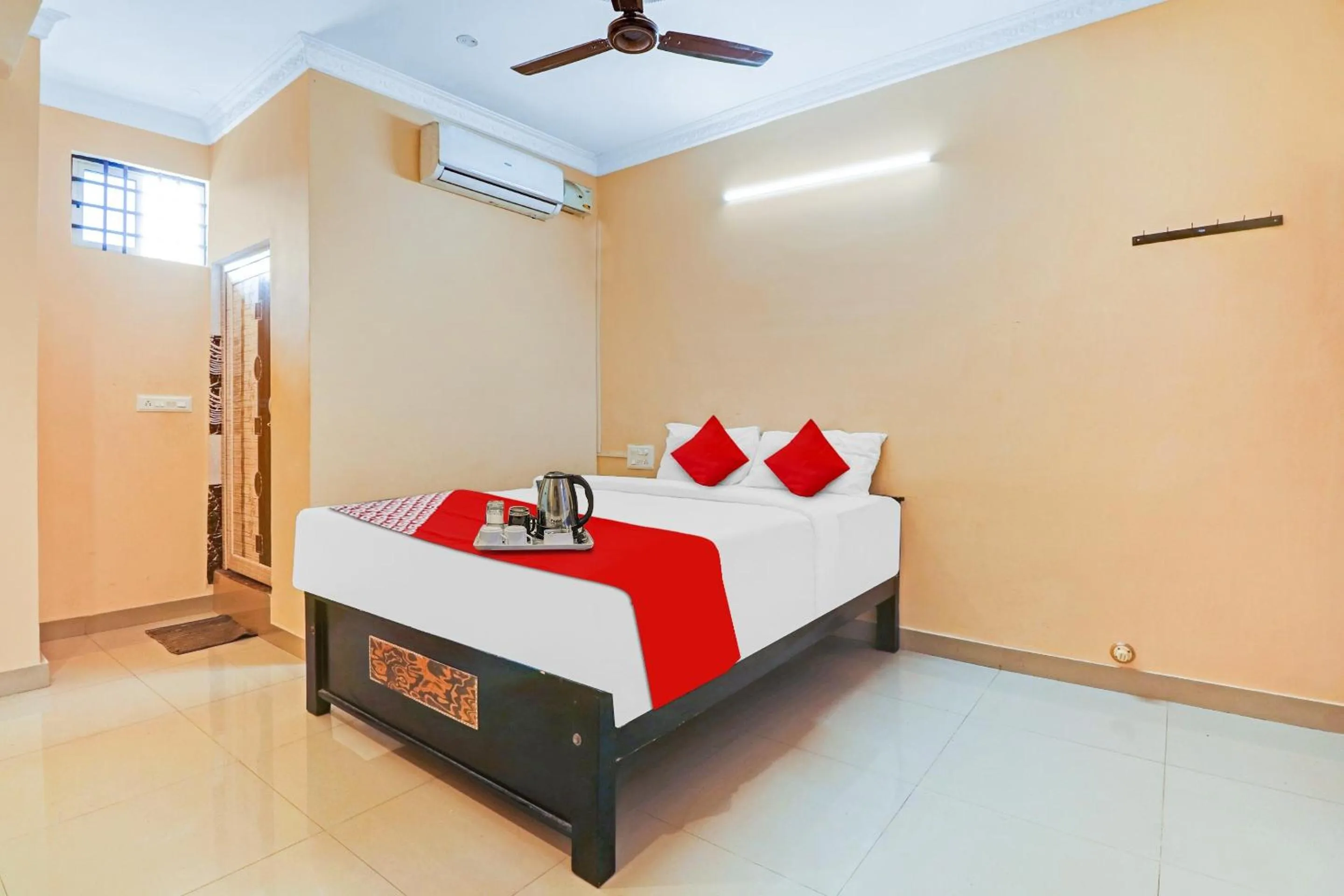 Bedroom in Hotel O Ashreya Inn