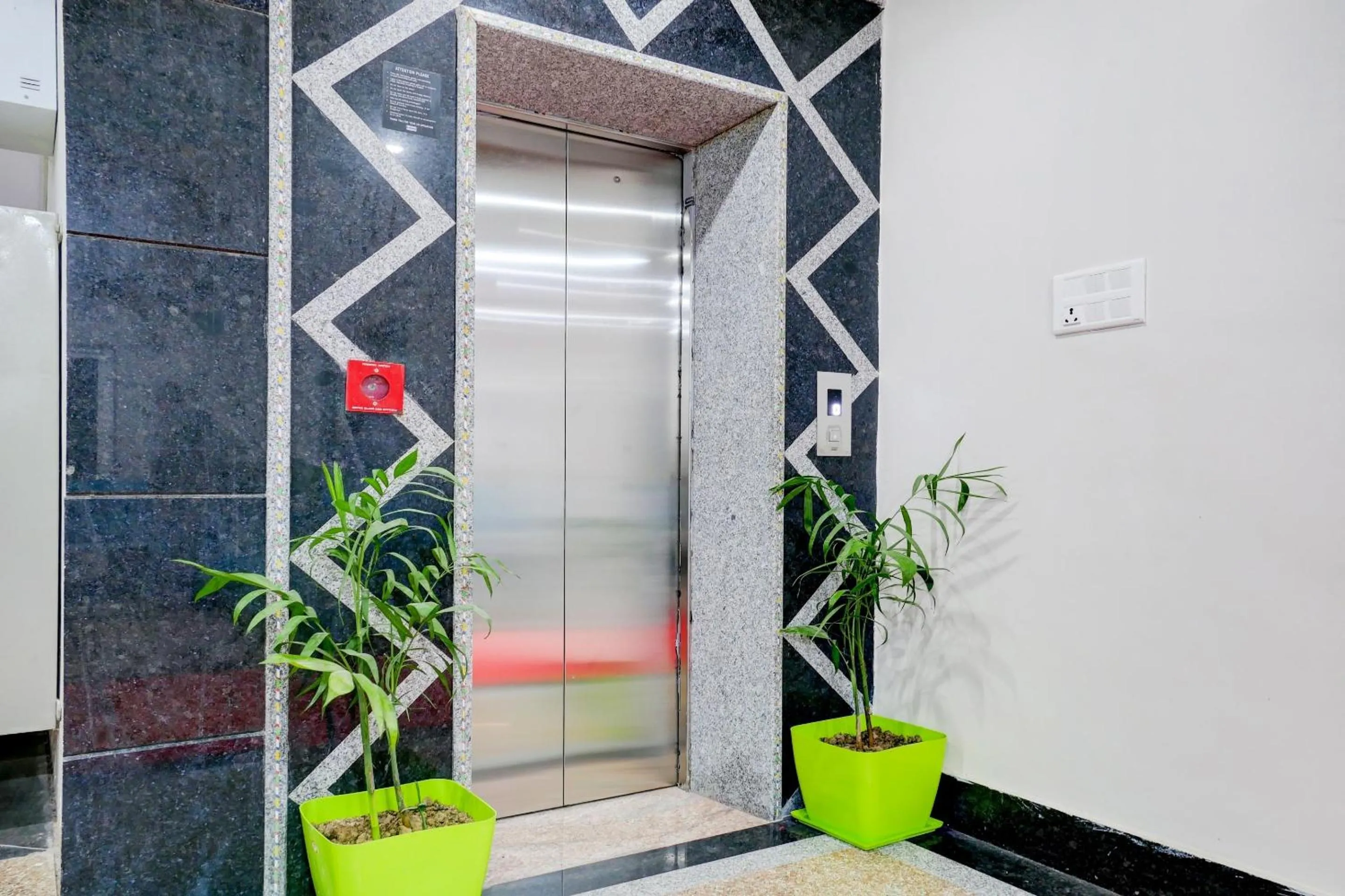 Lobby or reception in Hotel O Navneeta Grand