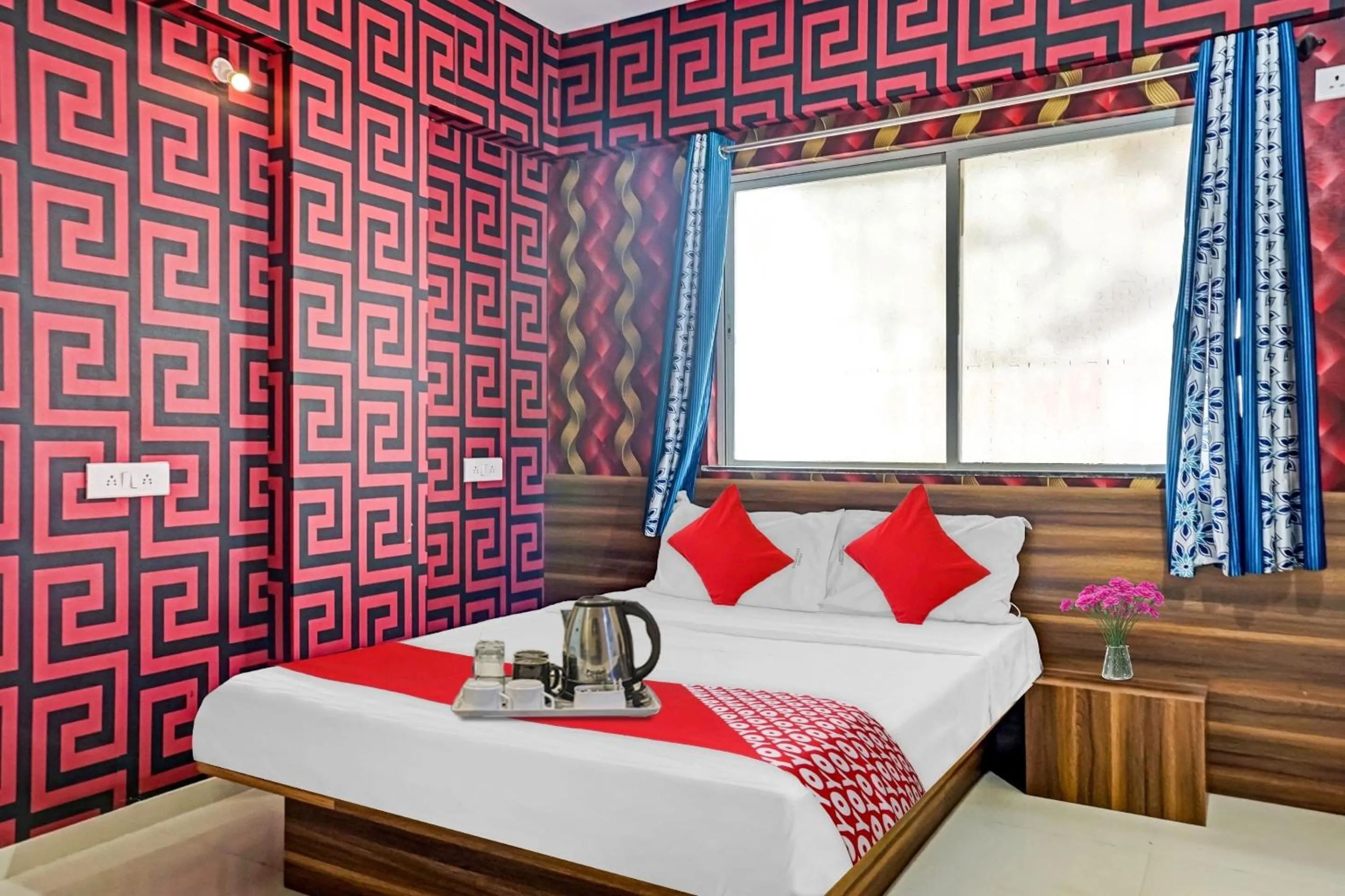 Bedroom, Bed in SPOT ON Swarg Executive Paradise Near Fun Time Multiplex