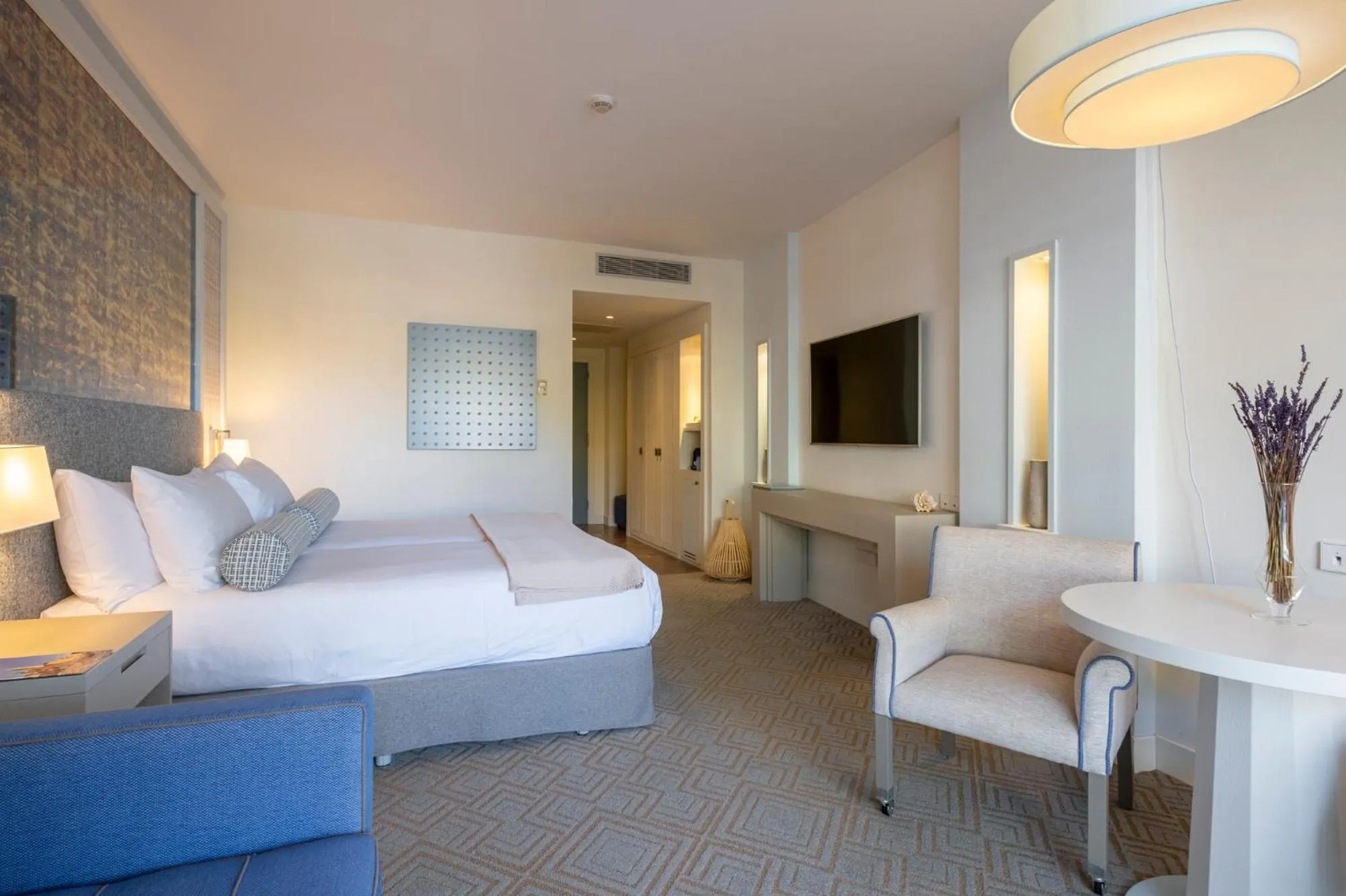 Bedroom, Bed in Eurostars Sitges