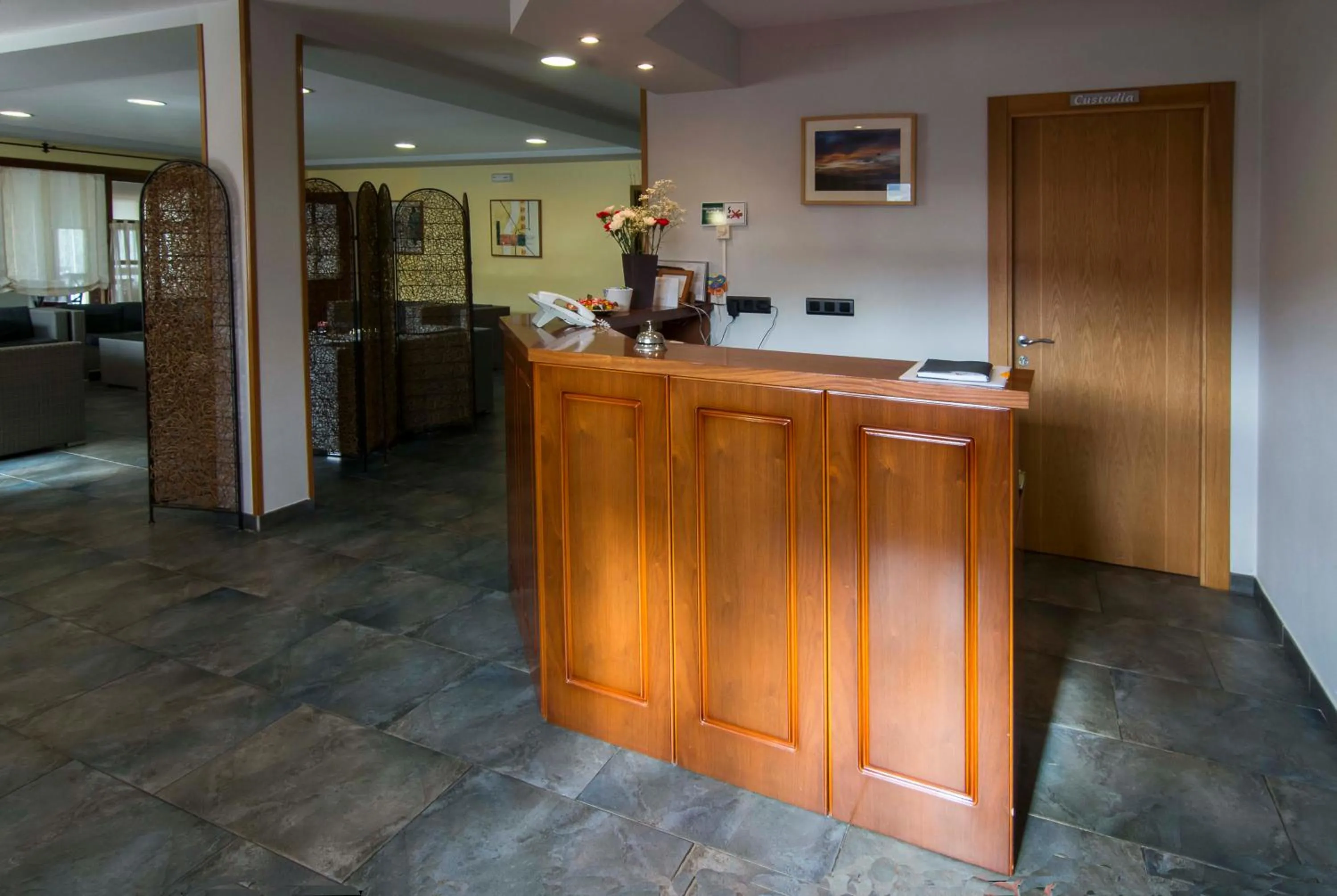 Lobby or reception in Hotel Puerta Del Oriente