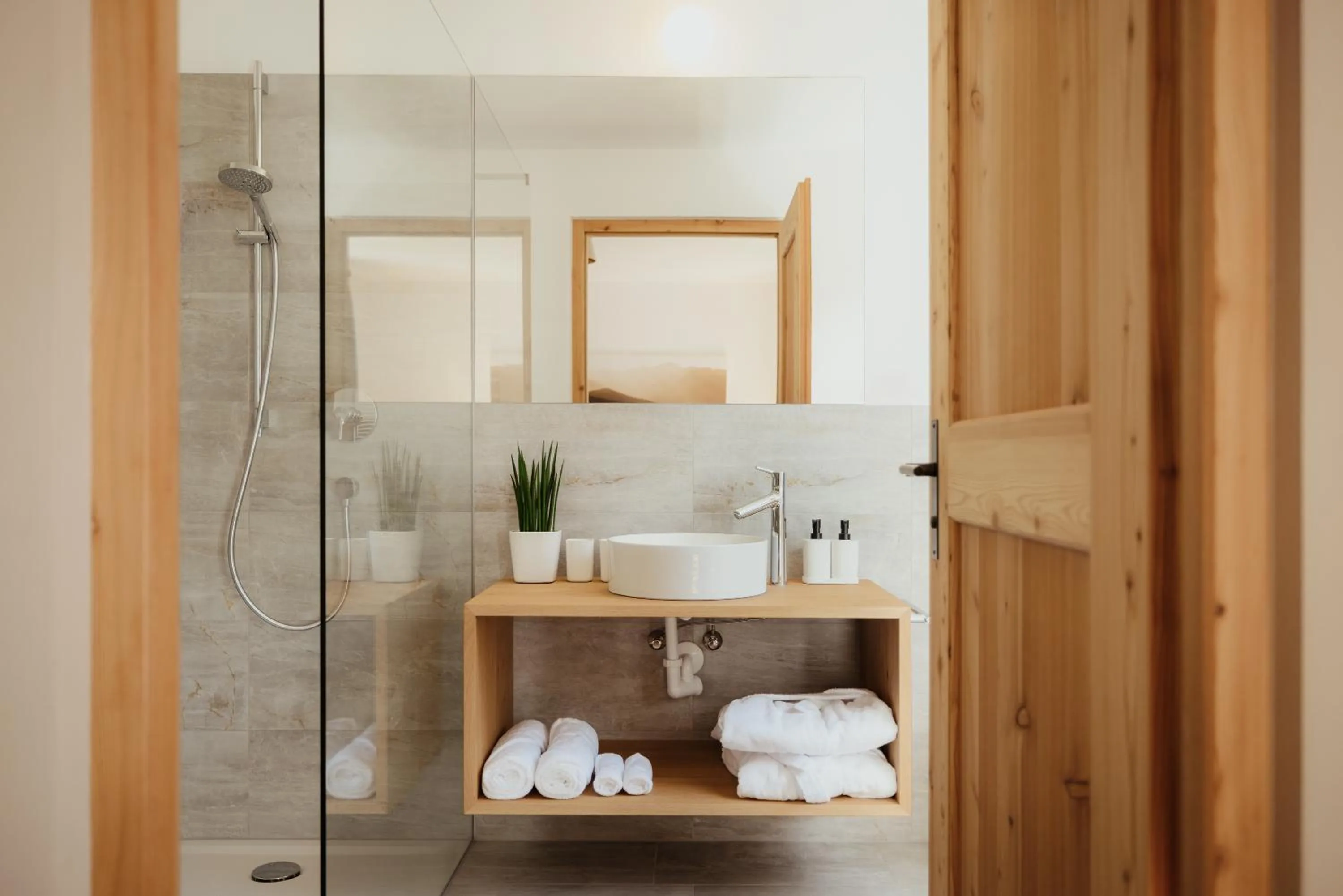 Shower in Halbwöhrerhof