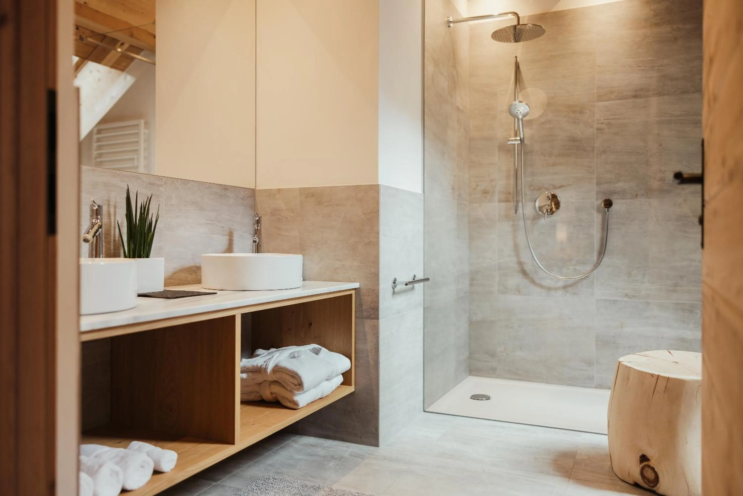 Shower in Halbwöhrerhof