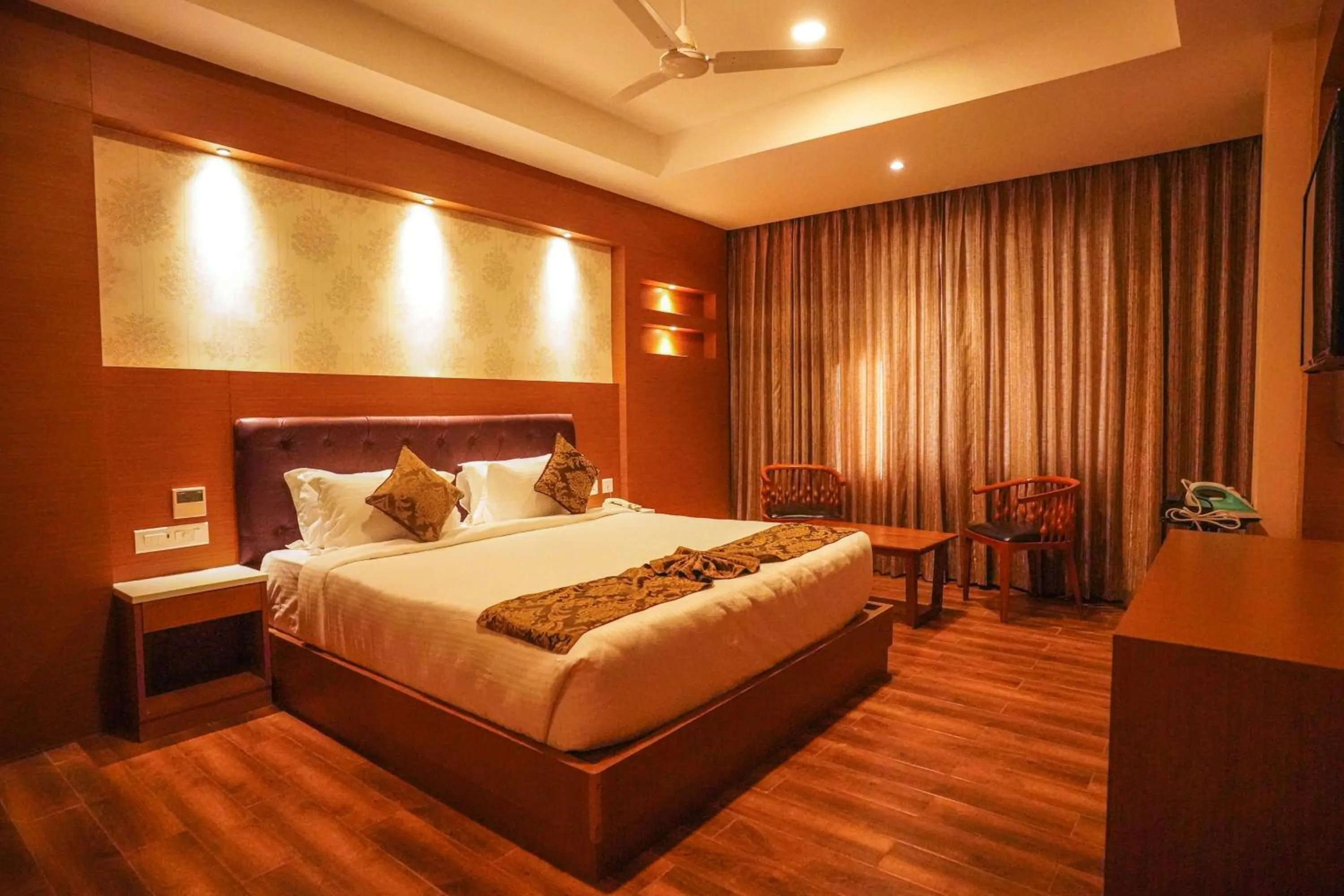 Photo of the whole room in V FIVE HOTEL