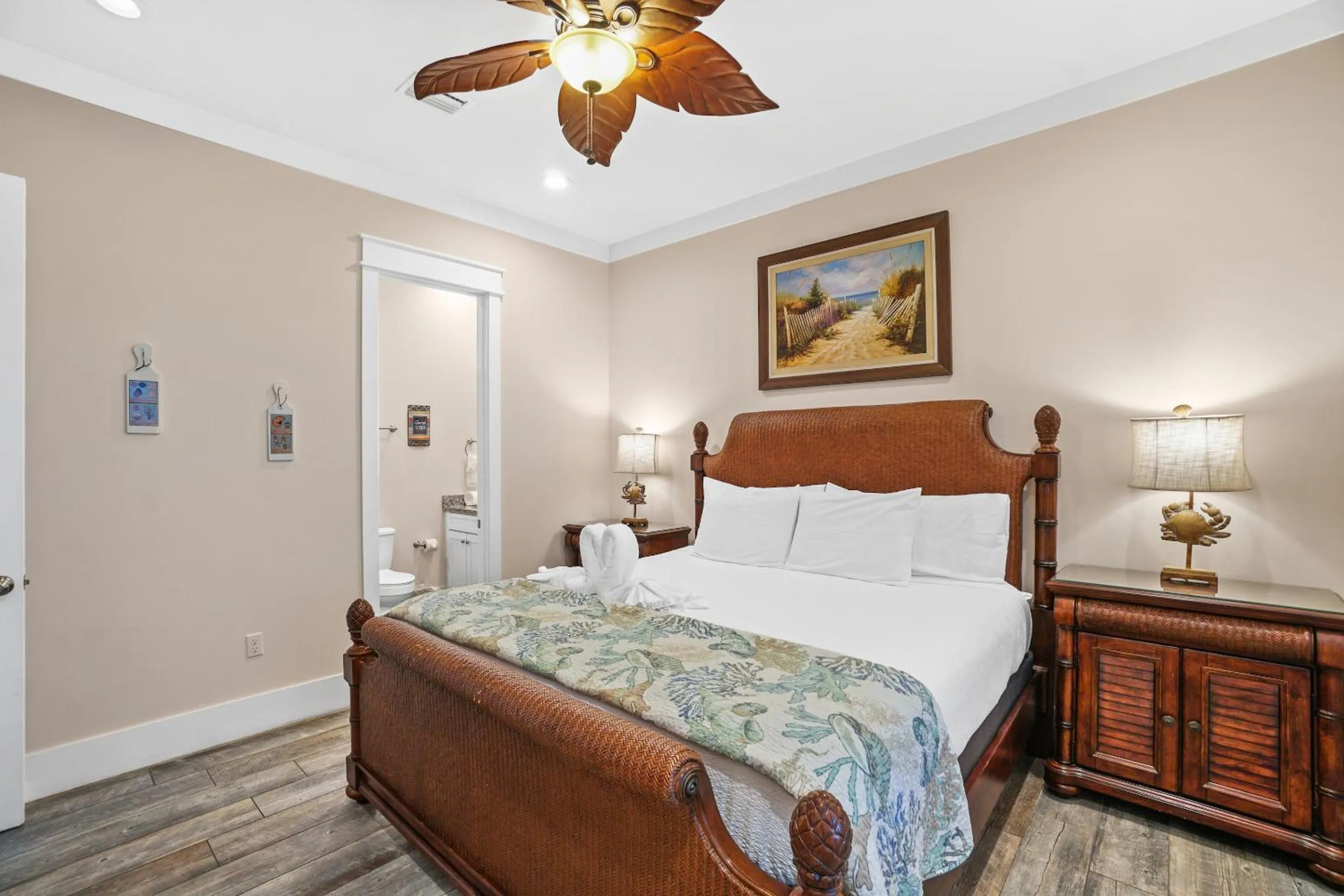 Bed in Beach House - Sweet N Salty by Panhandle Getaways