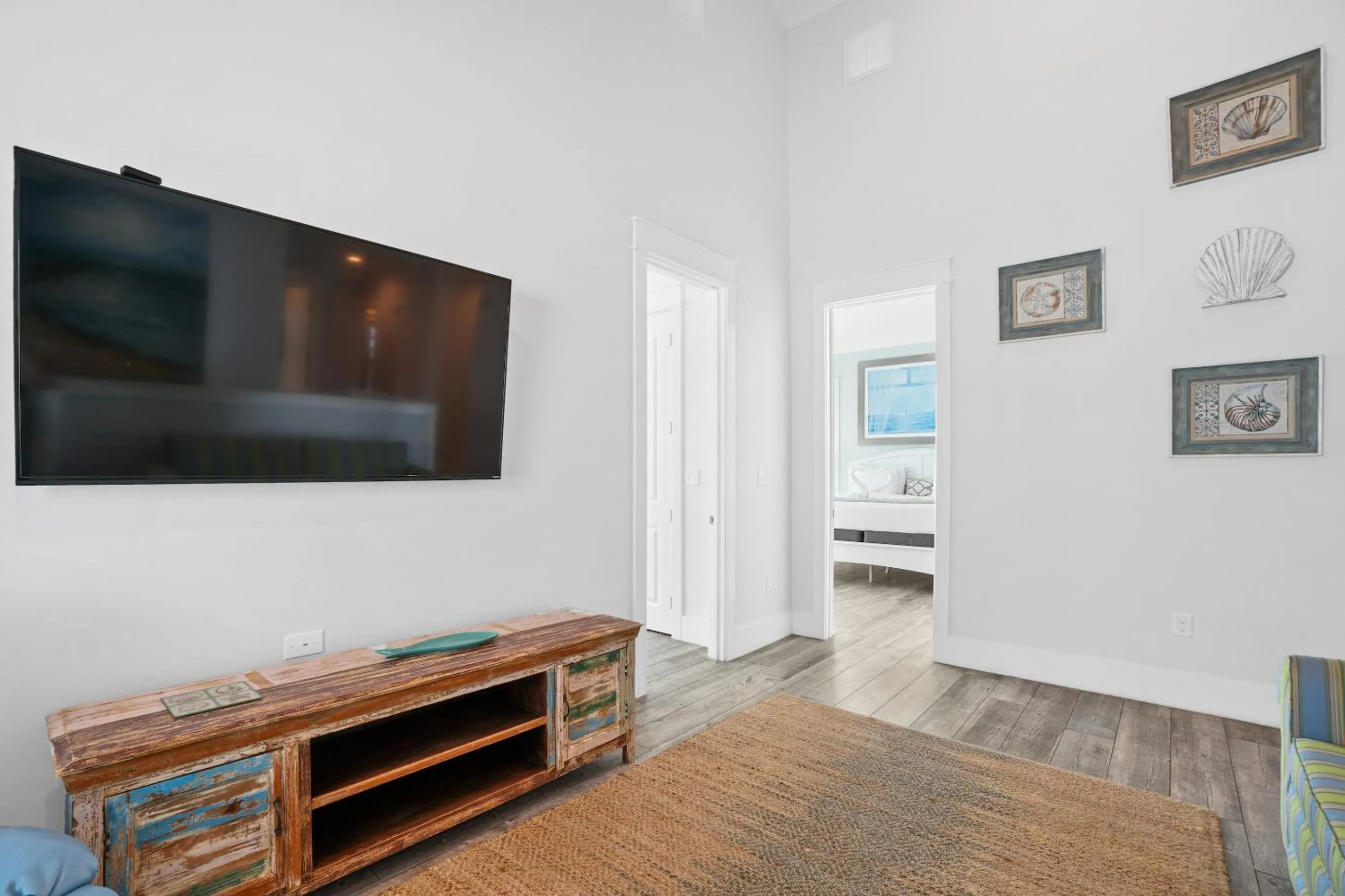 Communal lounge/ TV room in Beach House - Sweet N Salty by Panhandle Getaways