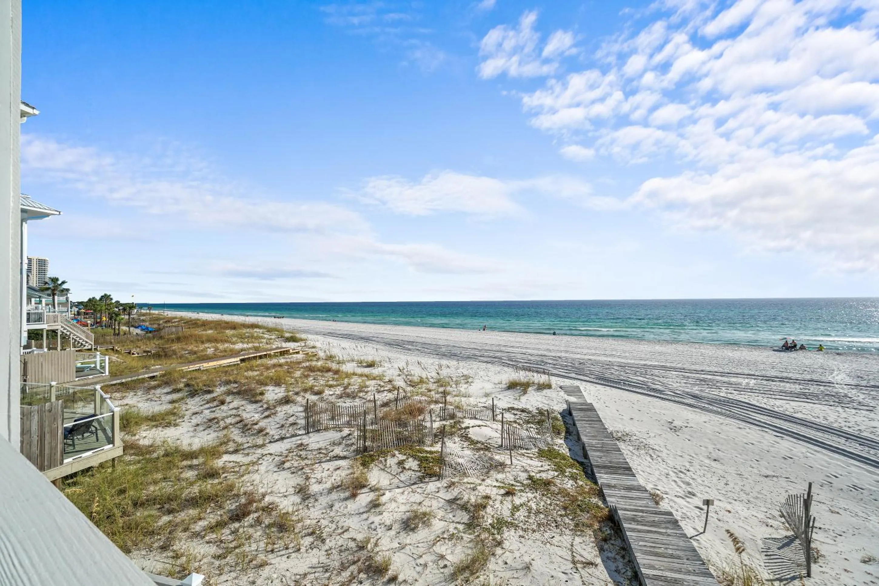 People in Beach House - Sweet N Salty by Panhandle Getaways