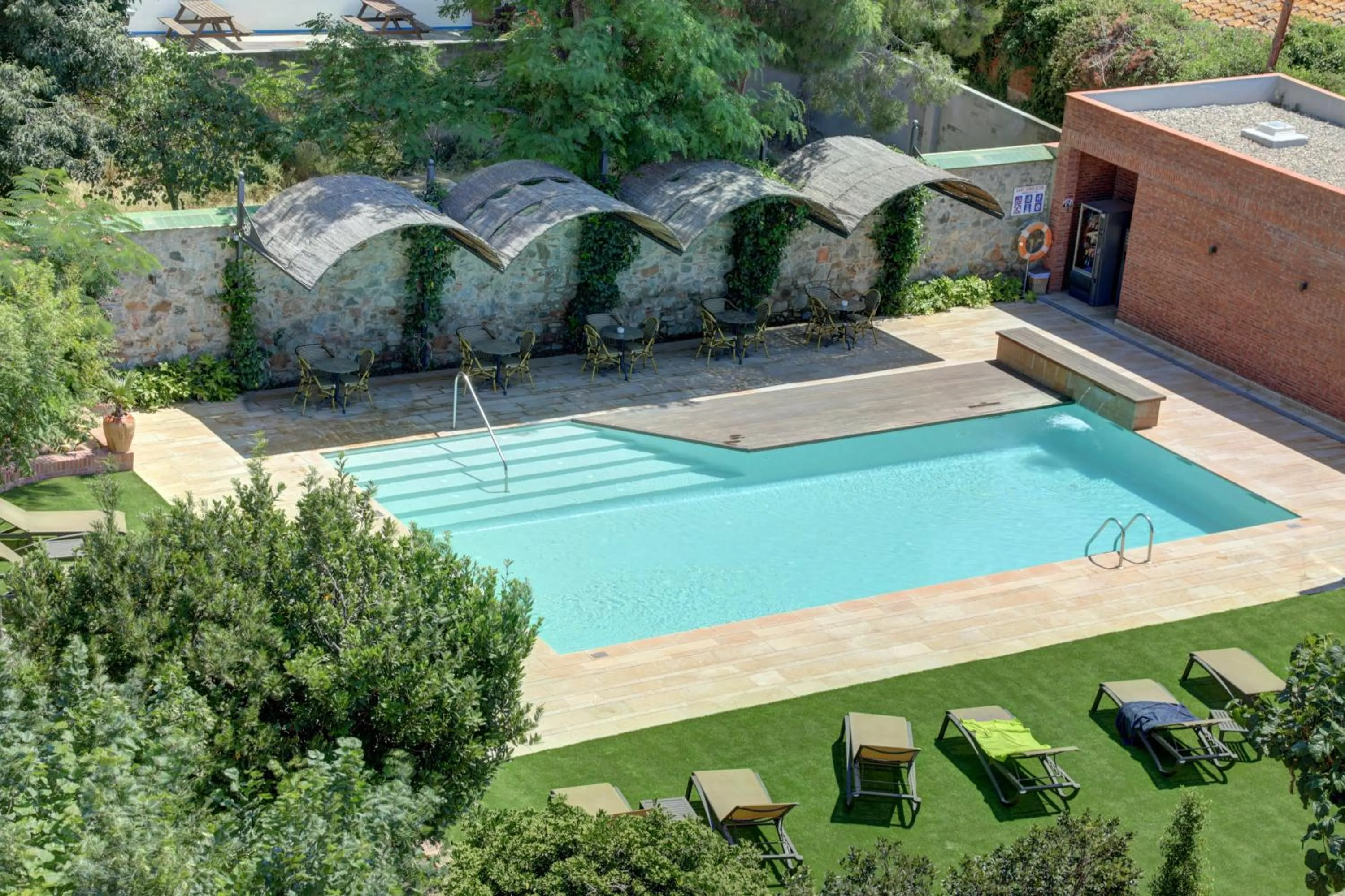 Swimming pool in Sant Jordi