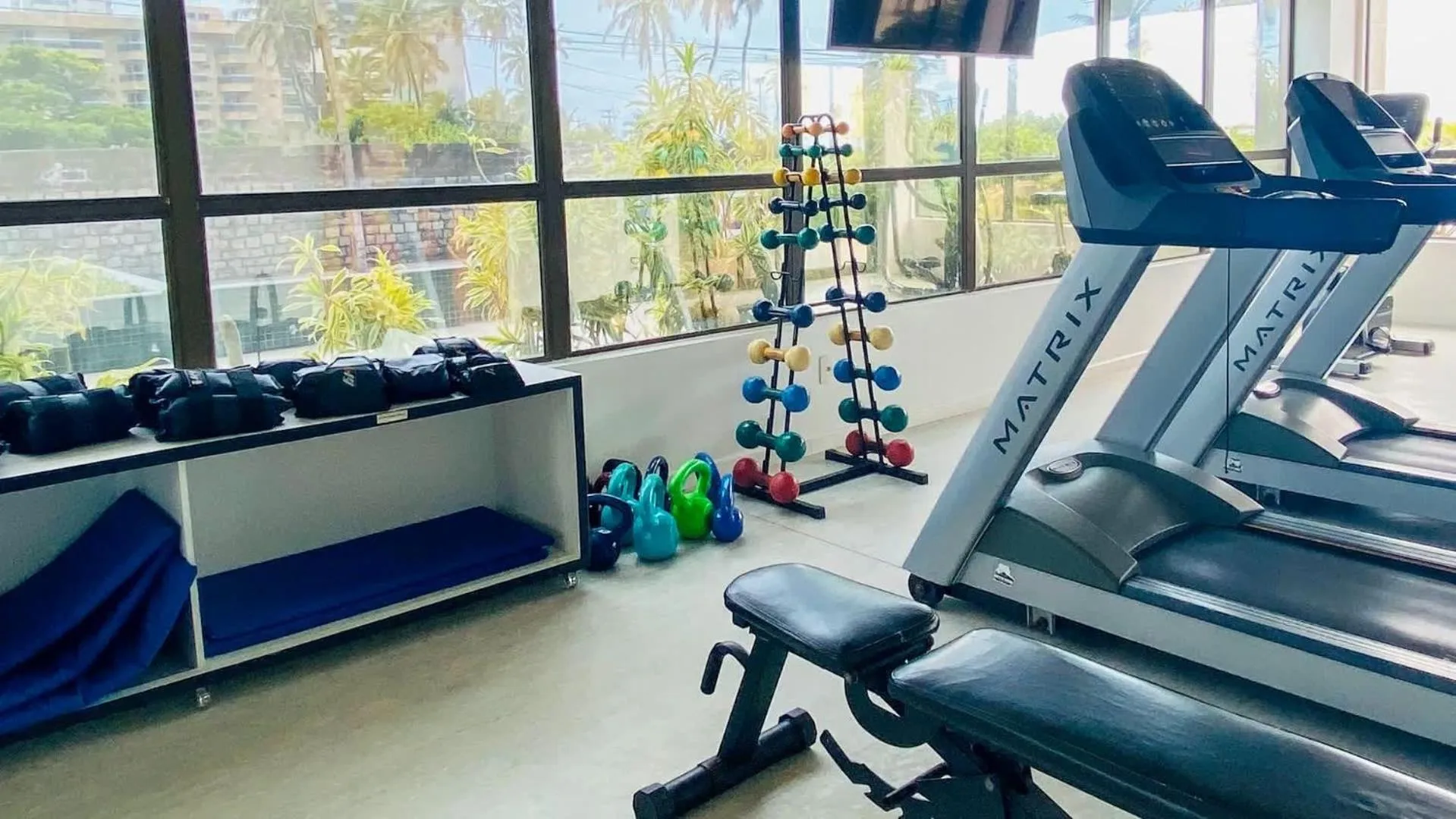 Fitness centre/facilities in Ritz Suítes-Maceió, Flat a Beira mar de temporada