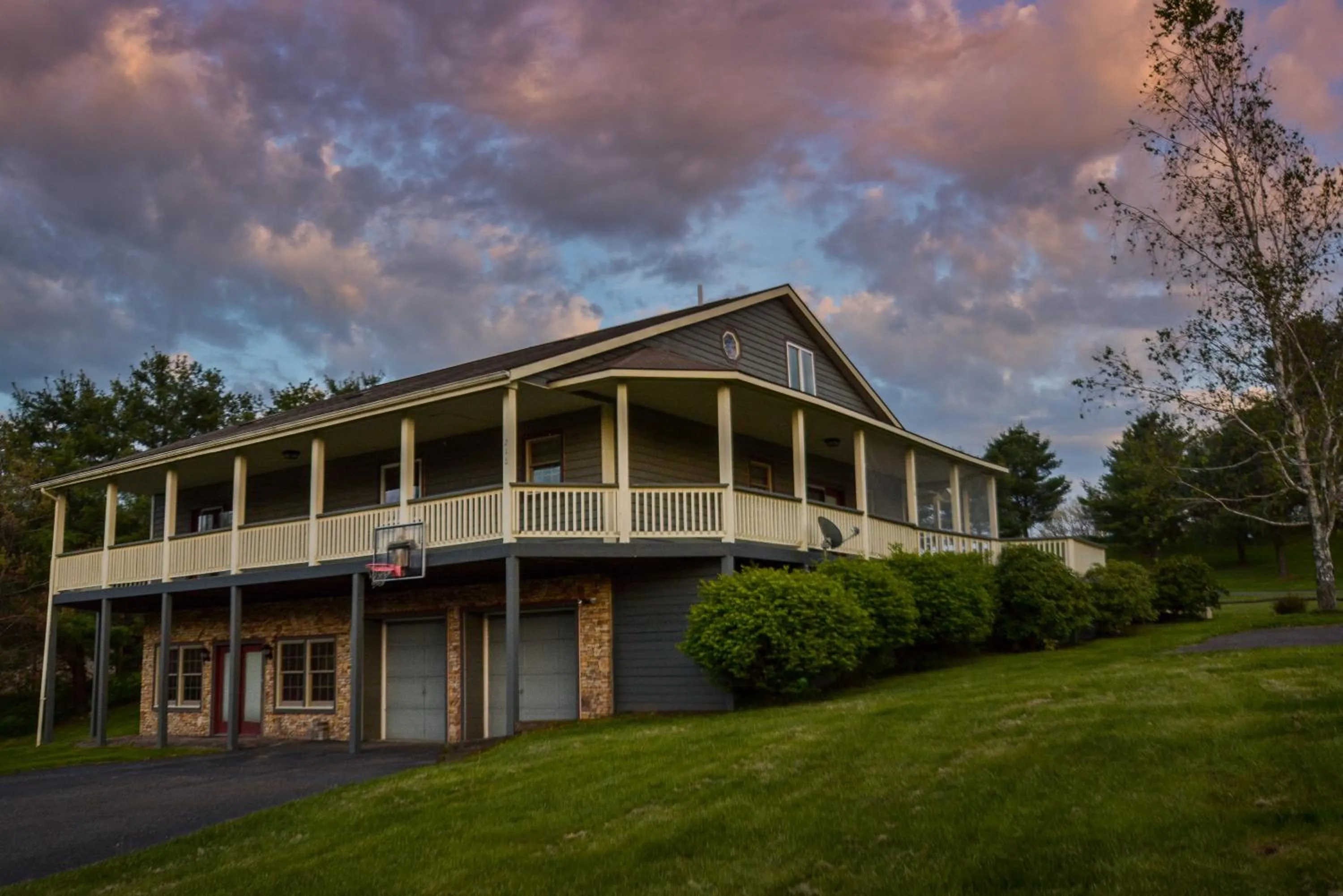 Property building in Forever Young